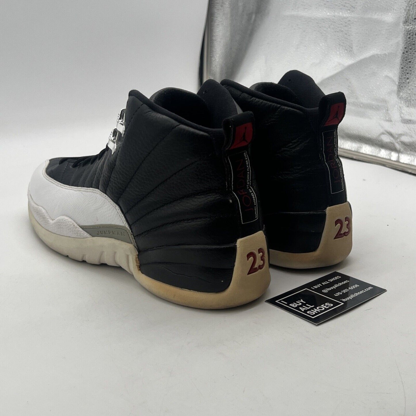 Size 10.5 - Air Jordan 12 Retro 2012 Playoff (130690-001)