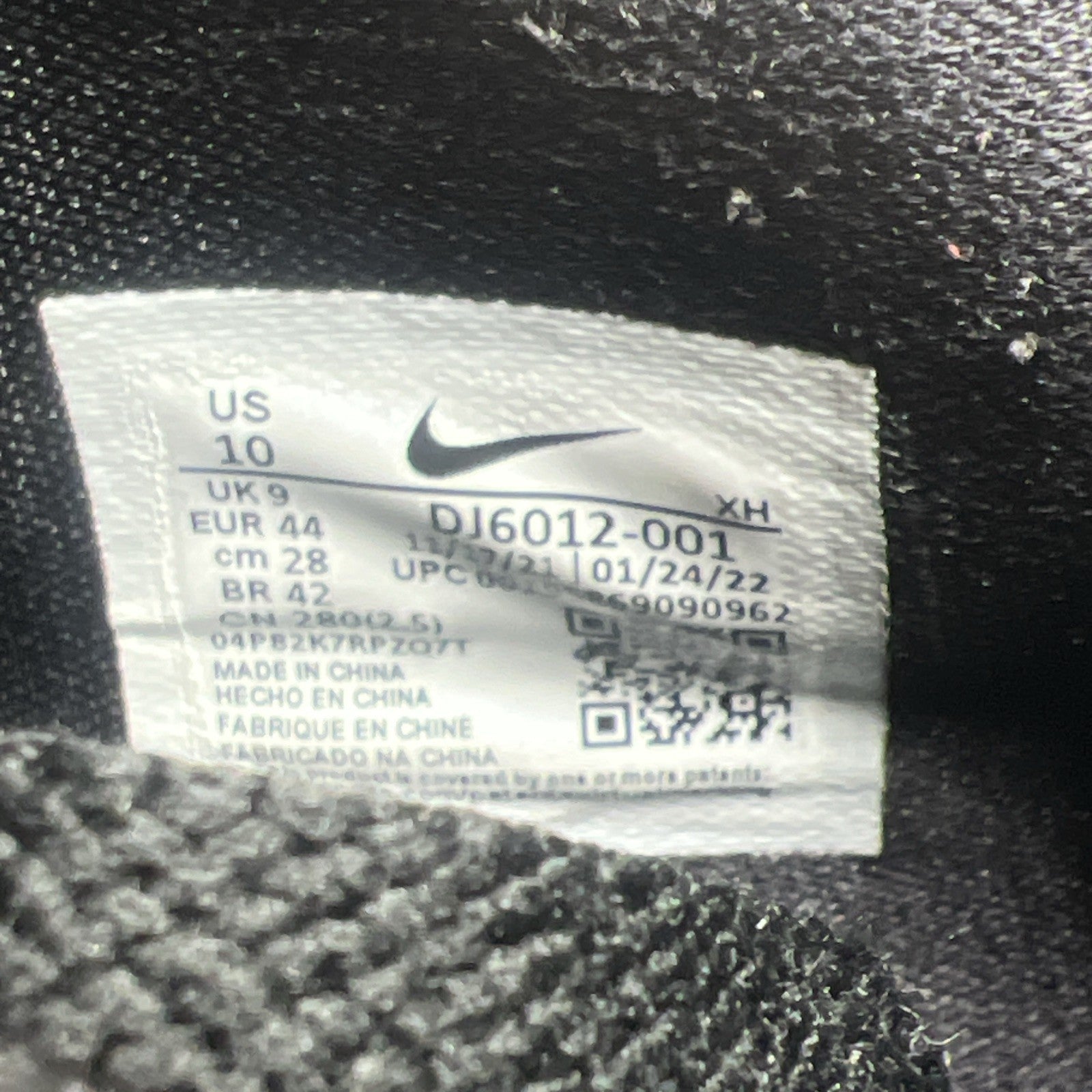 Size 10 - Nike Kyrie 5 Low Bred (DJ6012-001)