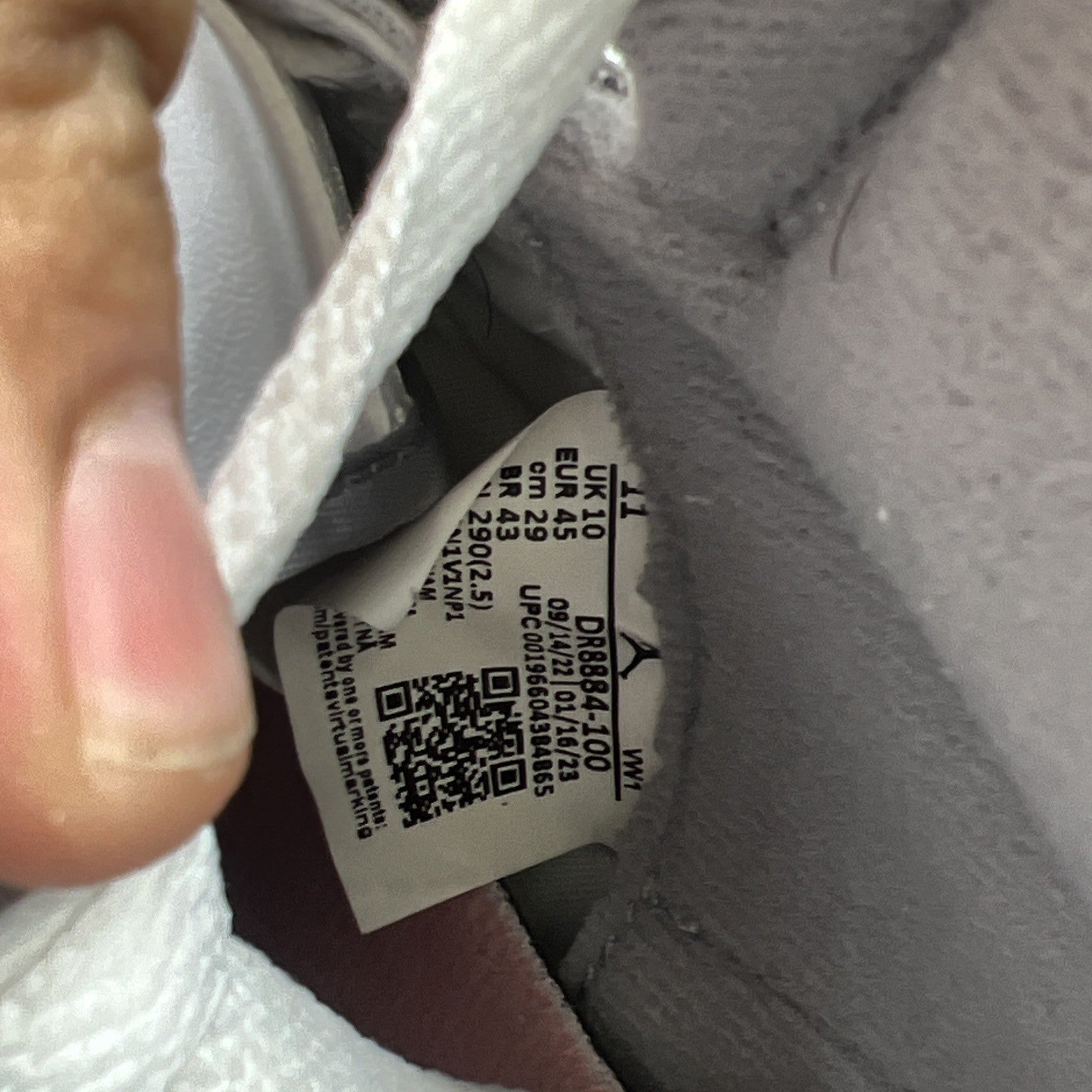 Size 11 - Air Jordan 2 Retro White Cement (DR8884-100)