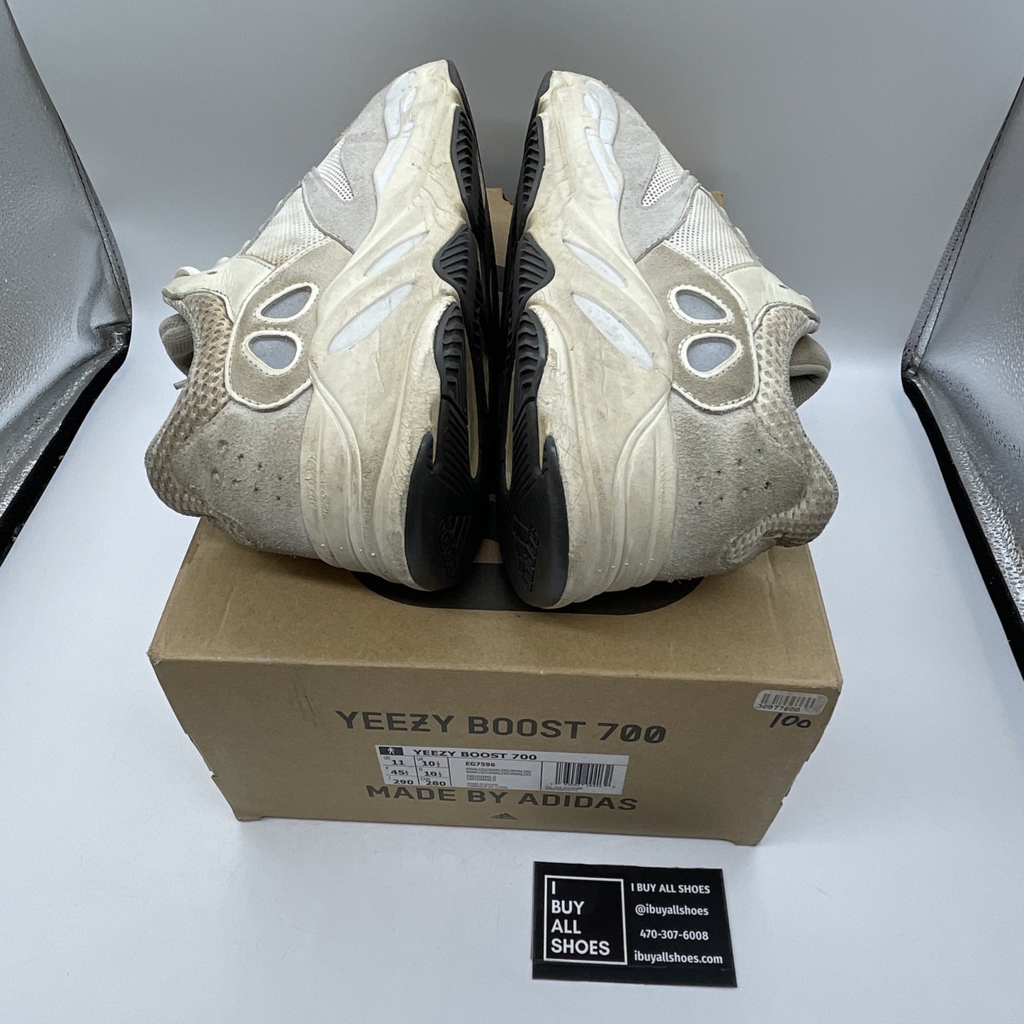 Size 11 - adidas Yeezy Boost 700 Low Analog (EG7596)