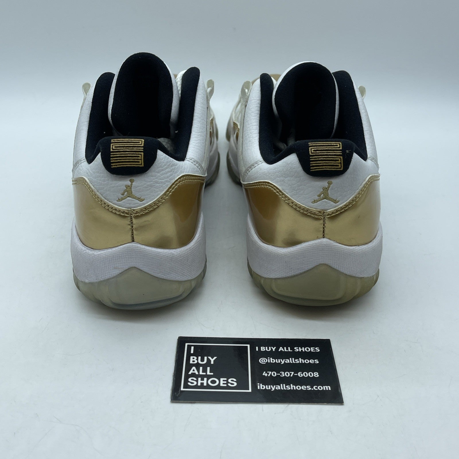 Size 9.5 - Air Jordan 11 Retro Low Closing Ceremony Leather (528895-103)