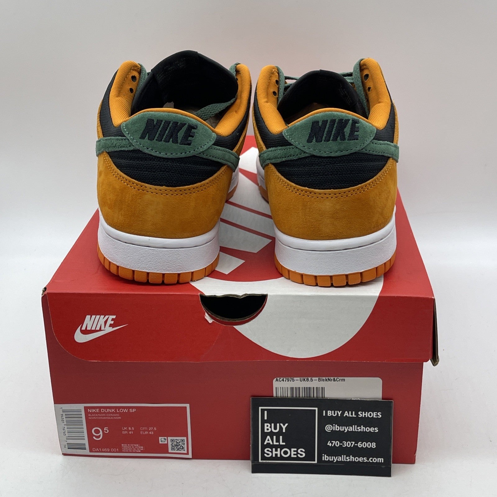 Size 9.5 - Nike Dunk SP Retro 2020 Low Ceramic Orange Suede (DA1469-001)