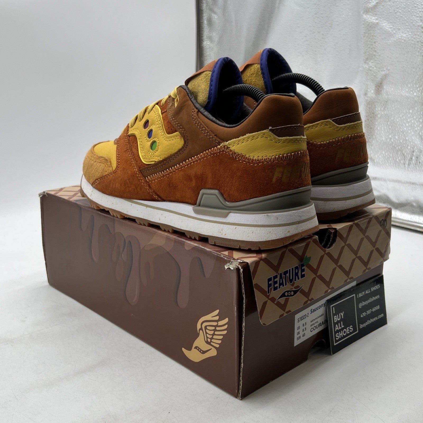 Size 9.5 - Saucony Feature x Courageous Belgian Waffle (S70323-2)