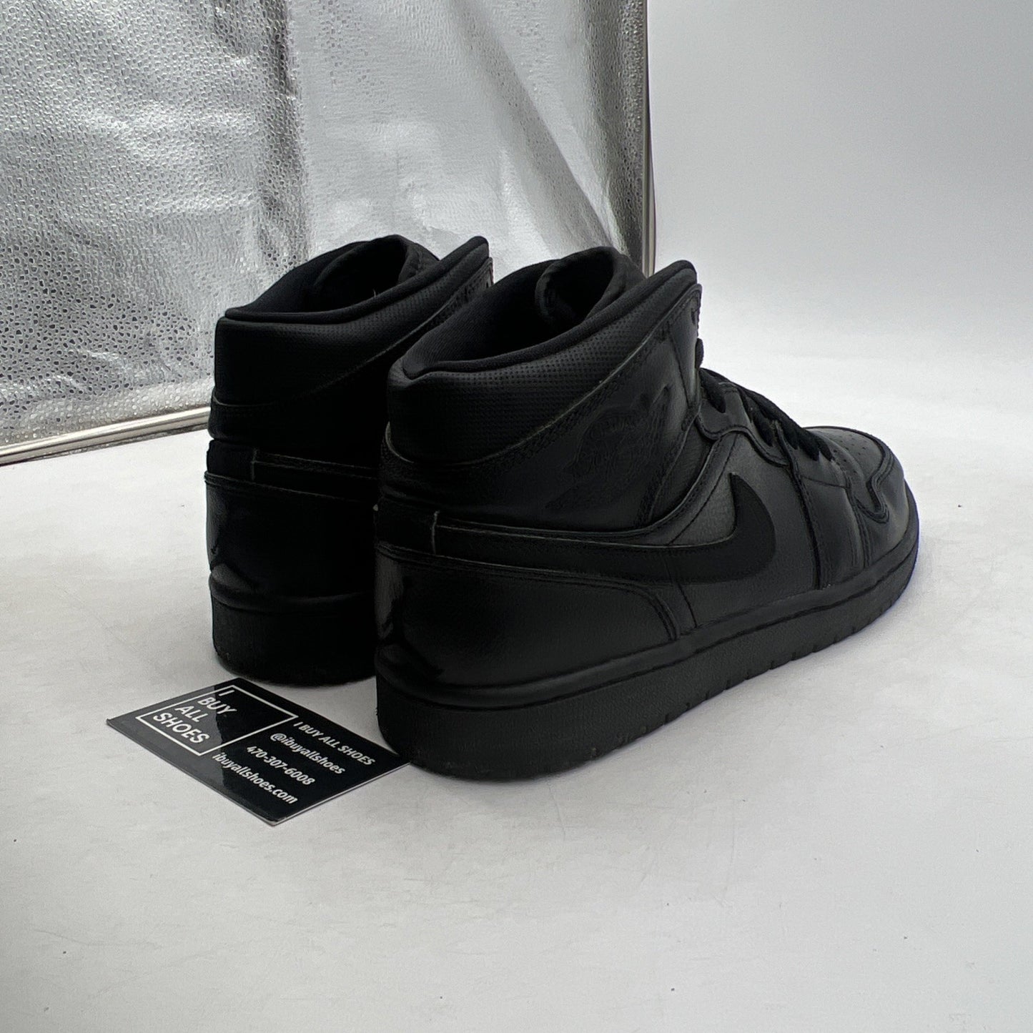 Size 9.5 - Air Jordan 1 Mid Black (554724-030)