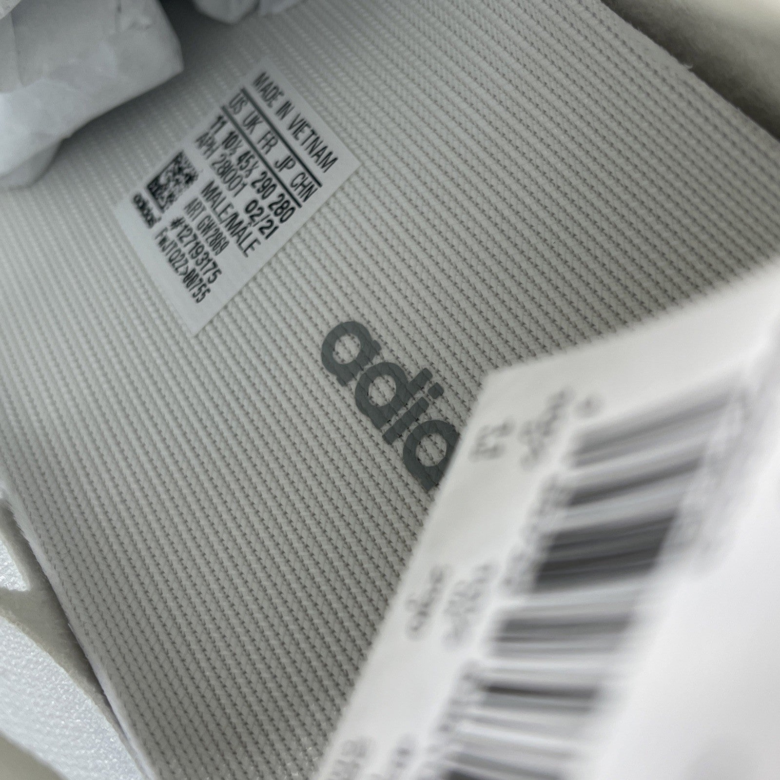 Size 11 - adidas Yeezy Boost 350 V2 Mono Ice (GW2869)