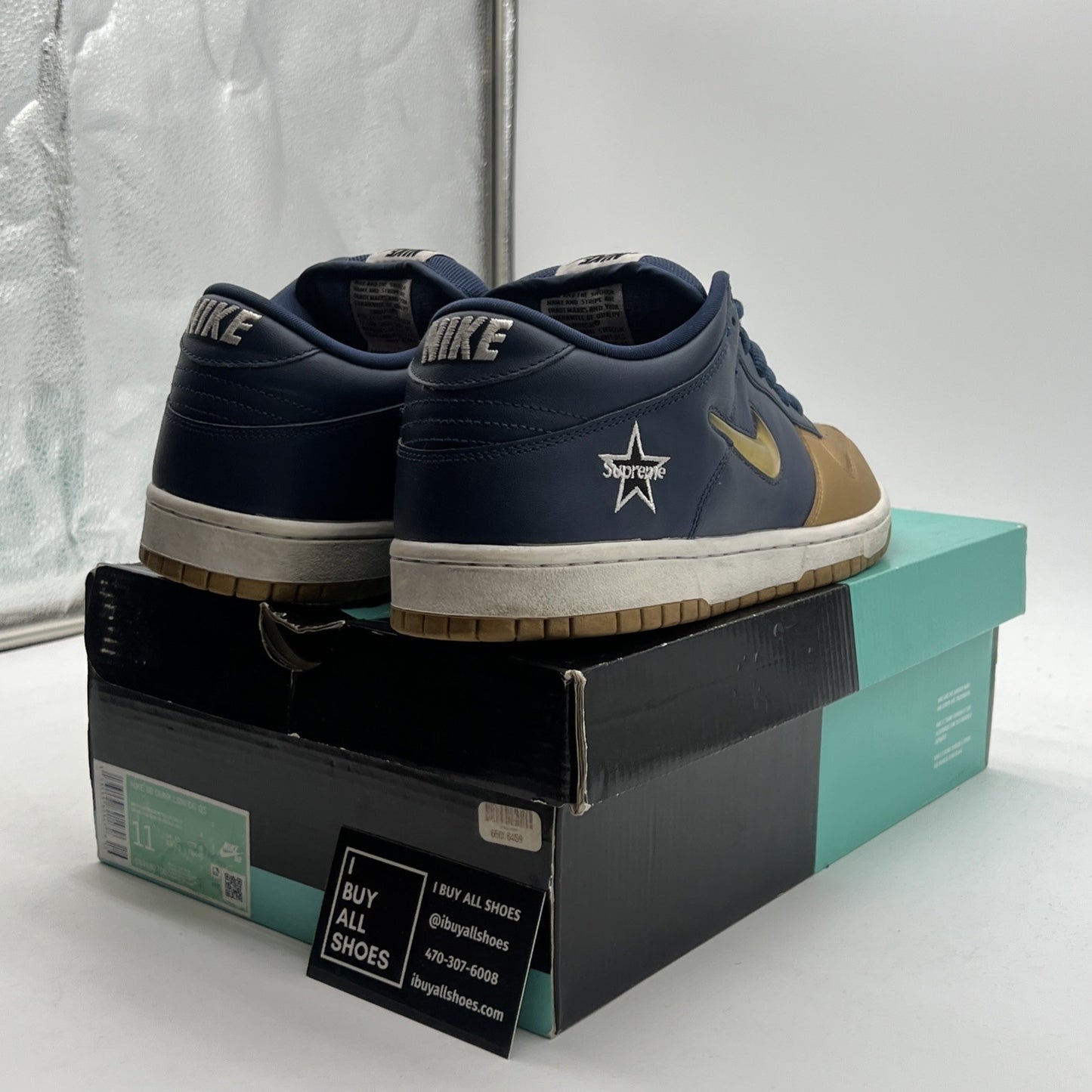 Size 11 - Nike Supreme x Dunk SB QS Low Metallic Gold (CK3480-700)