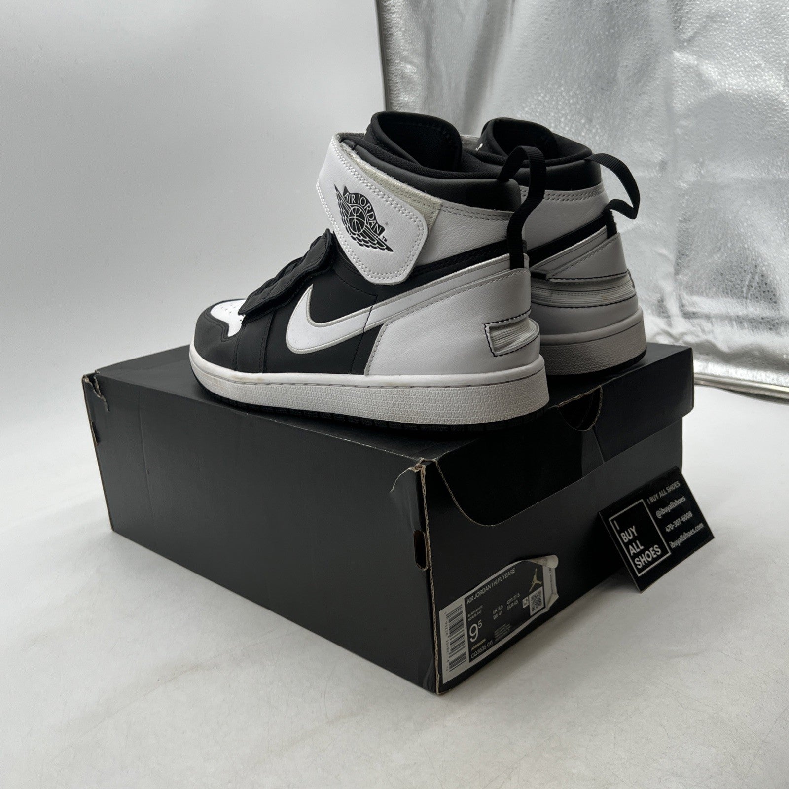 Size 9.5 - Air Jordan 1 FlyEase High Black White (CQ3835-011)
