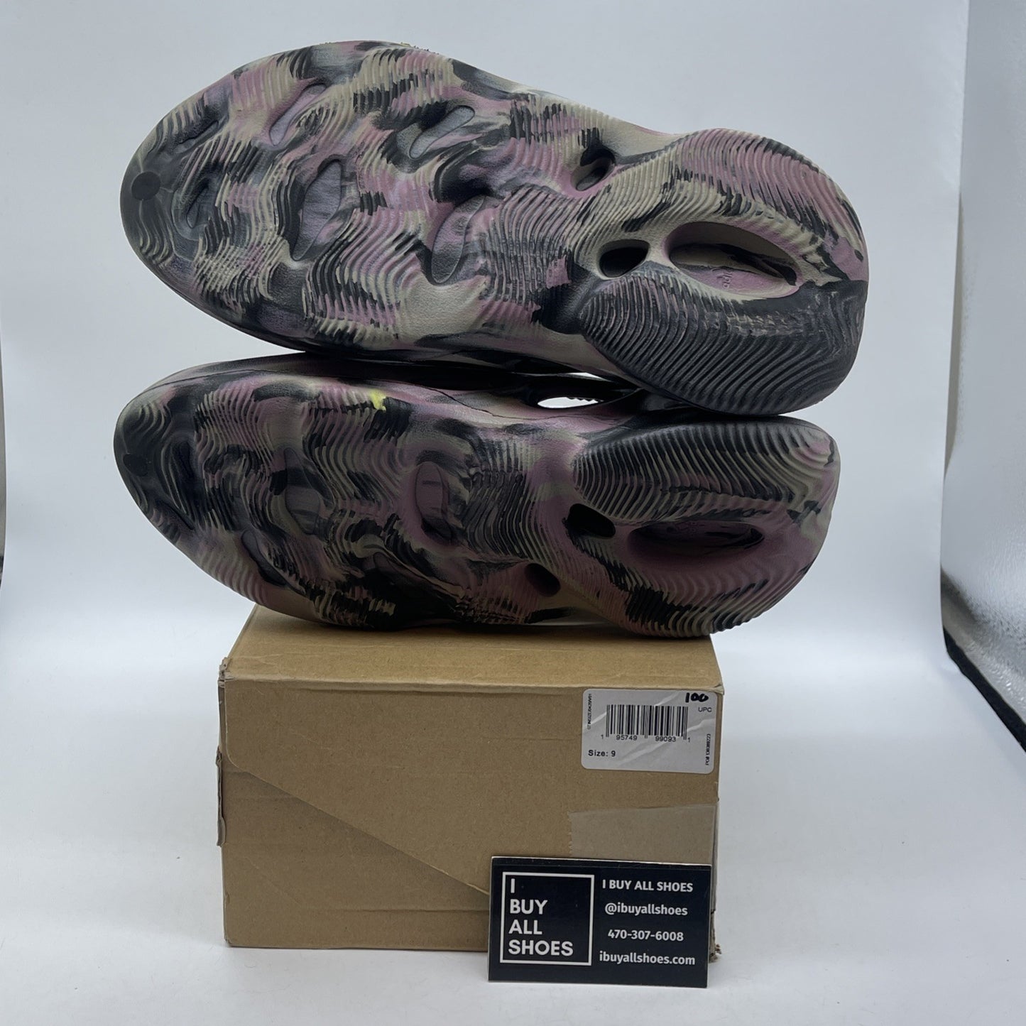 Size 9 - Adidas Yeezy Foam Runner MX Carbon Black Purple Rubber (IG9562)