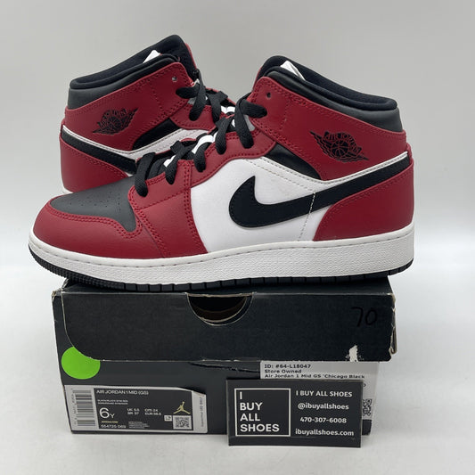 Size 6Y (GS) - Air Jordan 1 Mid Chicago Black Toe (554725-069)
