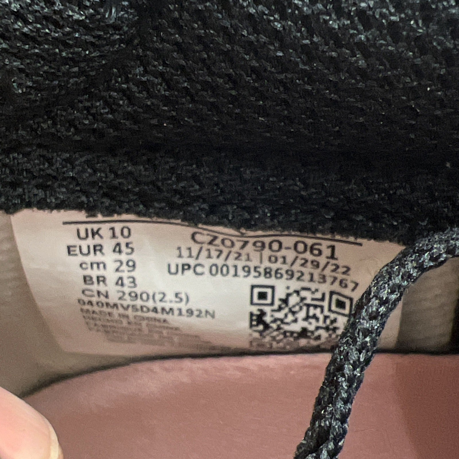 Size 11 - Air Jordan 1 Low OG Bleached Coral (CZ0790-061)