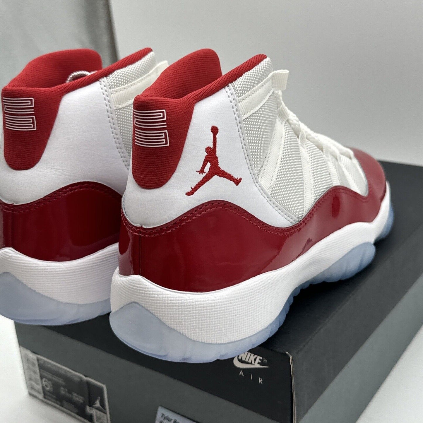 BRAND NEW NIKE AIR JORDAN 11 RETRO GS VARSITY RED CHERRY 6.5Y/8W 378038-116🔒🔴