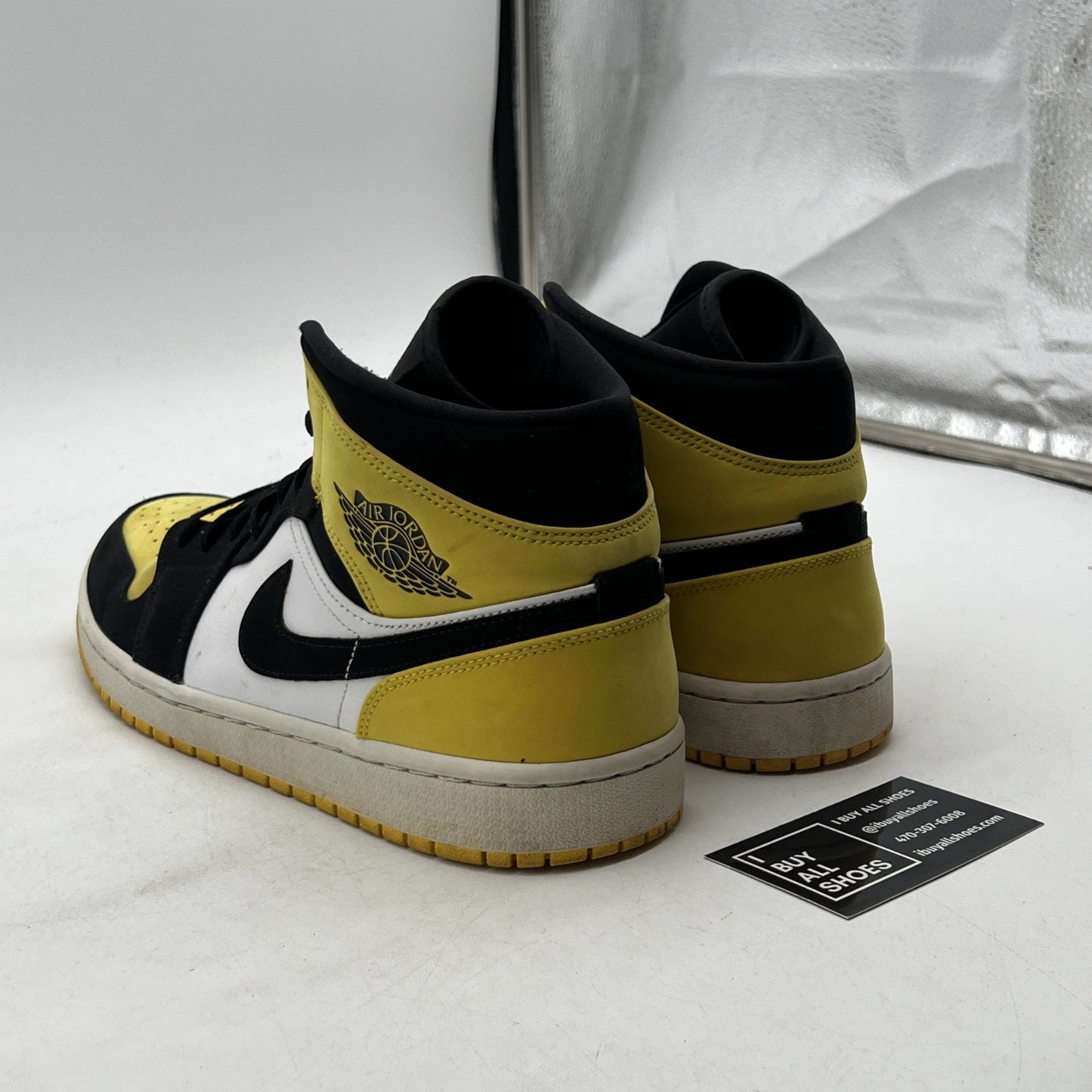 Size 11 - Air Jordan 1 SE Mid Yellow Toe (852542-071)