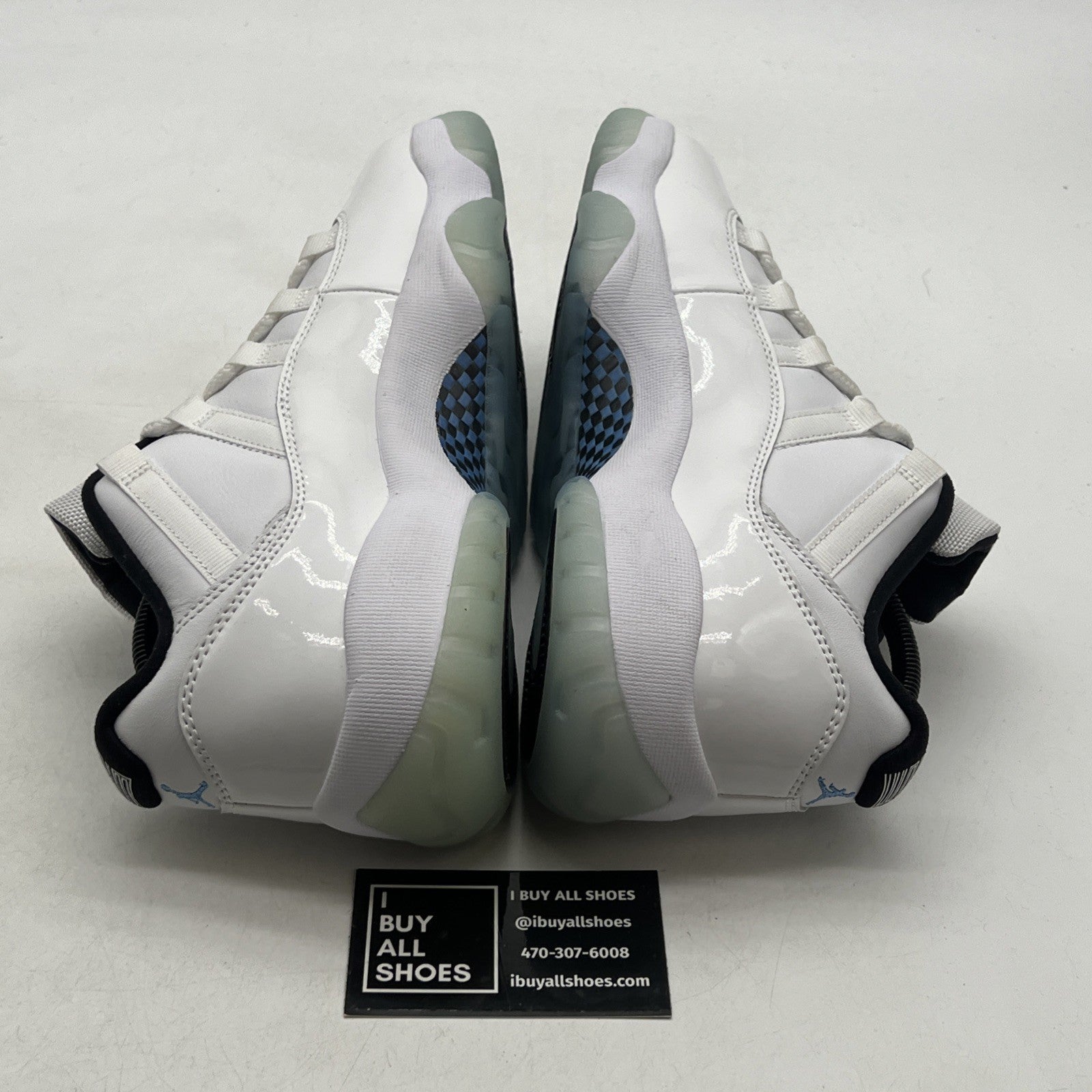 Size 9 - Air Jordan 11 Retro Low Legend Blue (AV2187-117)