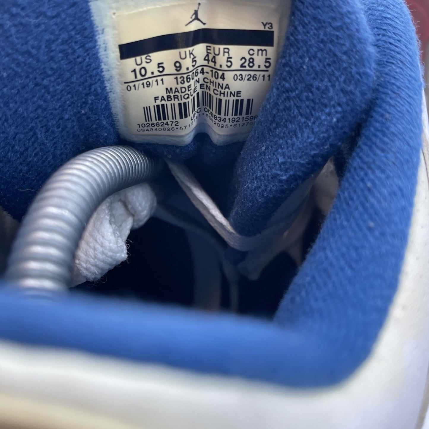Size 10.5 - Air Jordan 3 Retro 2011 True Blue (136064-104)