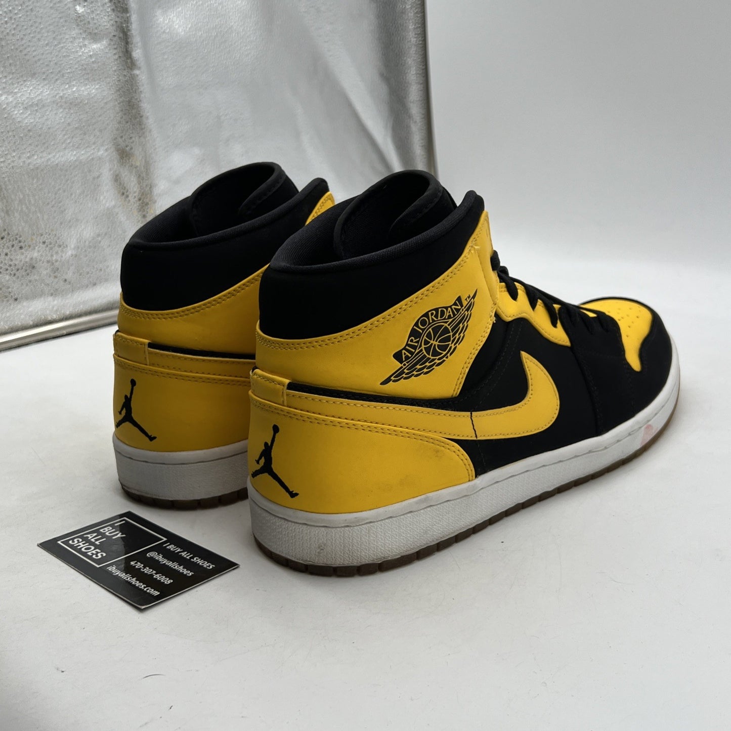 Size 15 - Air Jordan 1 Retro 2017 Mid New Love (554724-035)