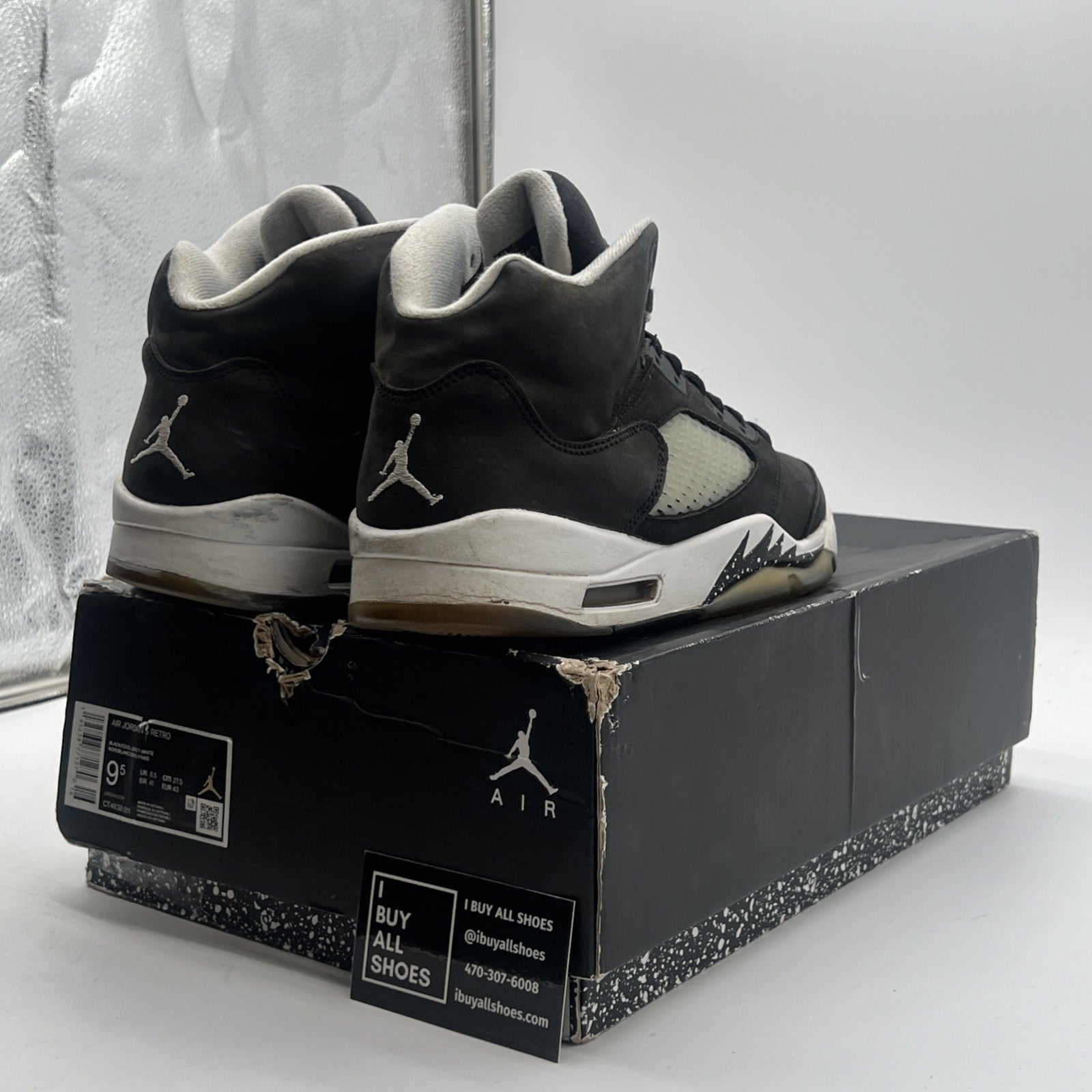 Size 9.5 - Air Jordan 5 Retro Mid Oreo (CT4838-011)