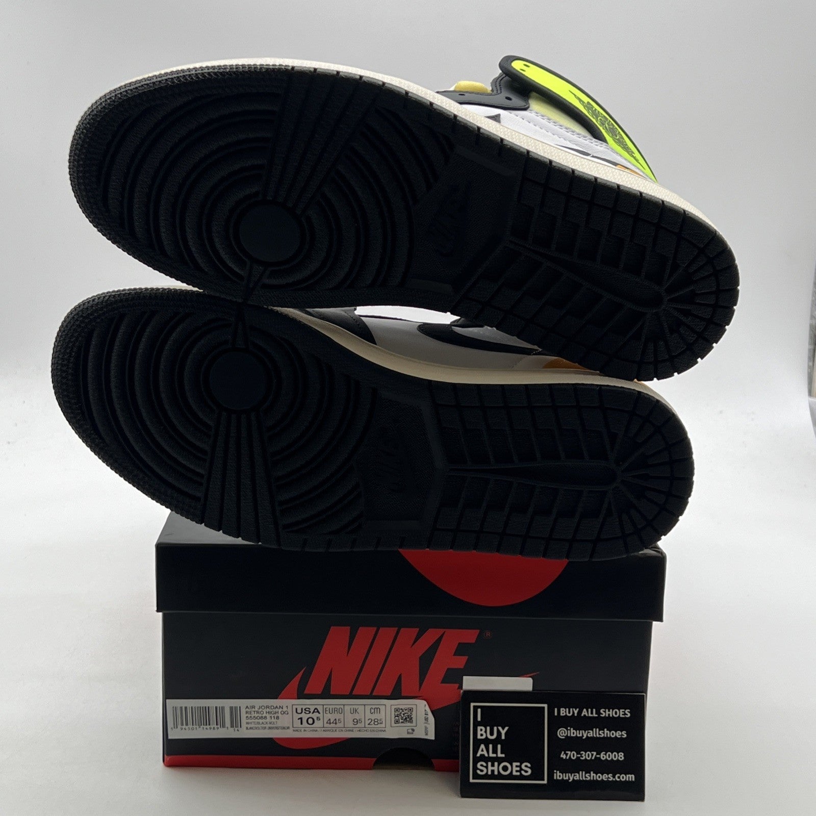 Size 10.5 - Air Jordan 1 Retro High OG Volt (555088-118)