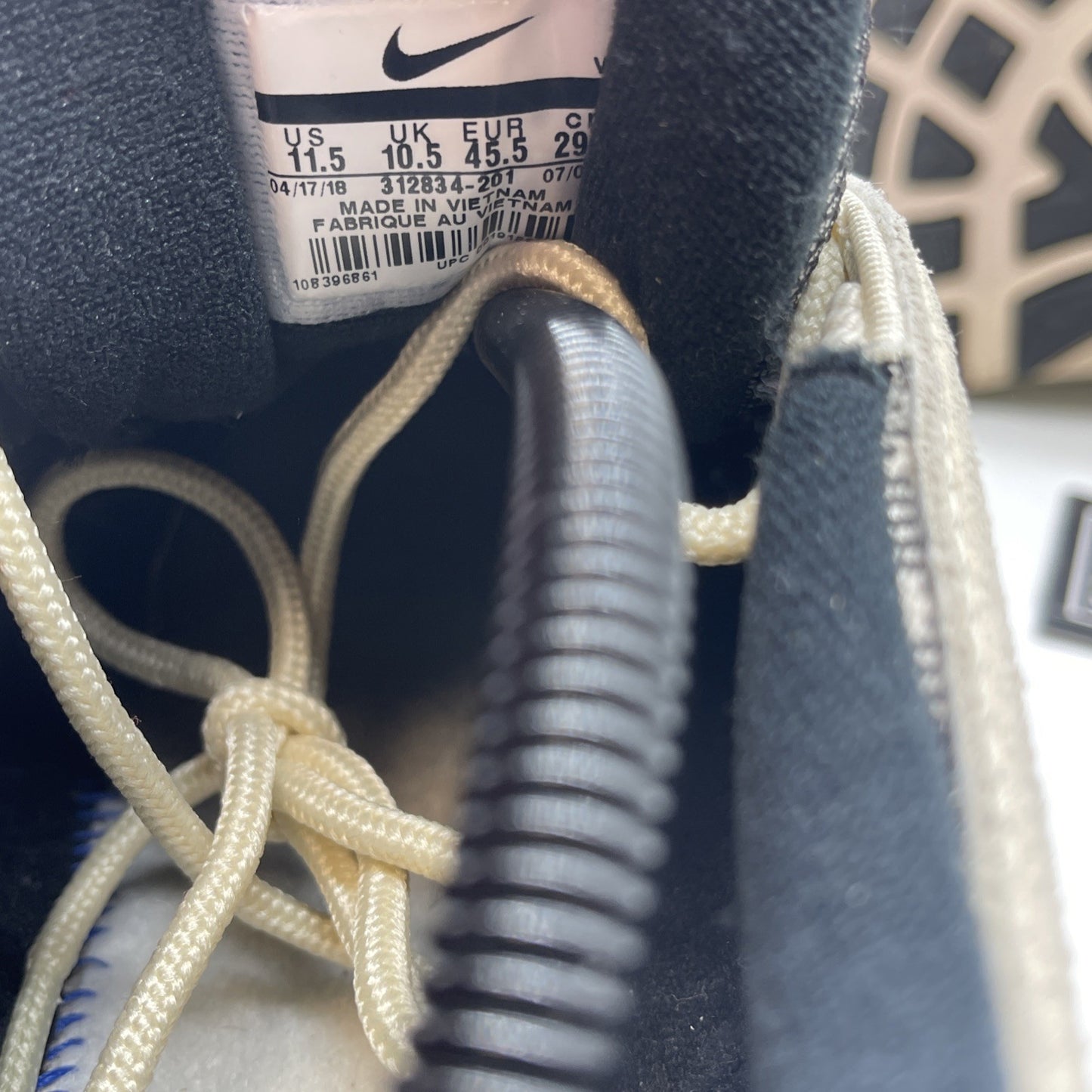 Size 11.5 - Nike Air Max 97 Premium Flannel (312834-201)