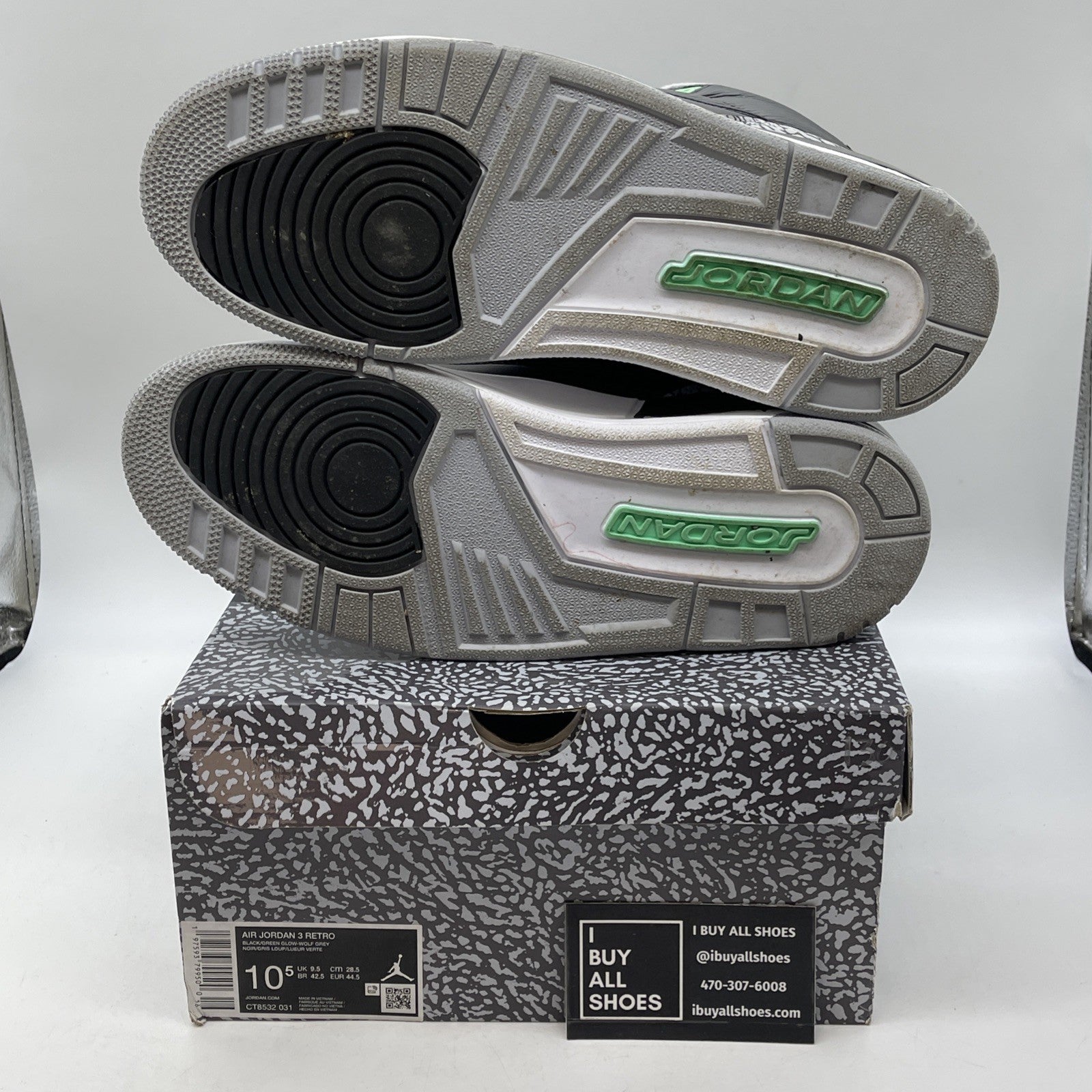 Size 10.5 - Air Jordan 3 Retro Green Glow Black Suede Leather (CT8532-031)