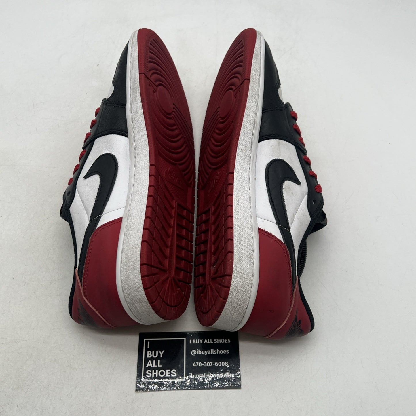 Size 10.5 - Air Jordan 1 Retro OG Low Black Toe (CZ0790-106)