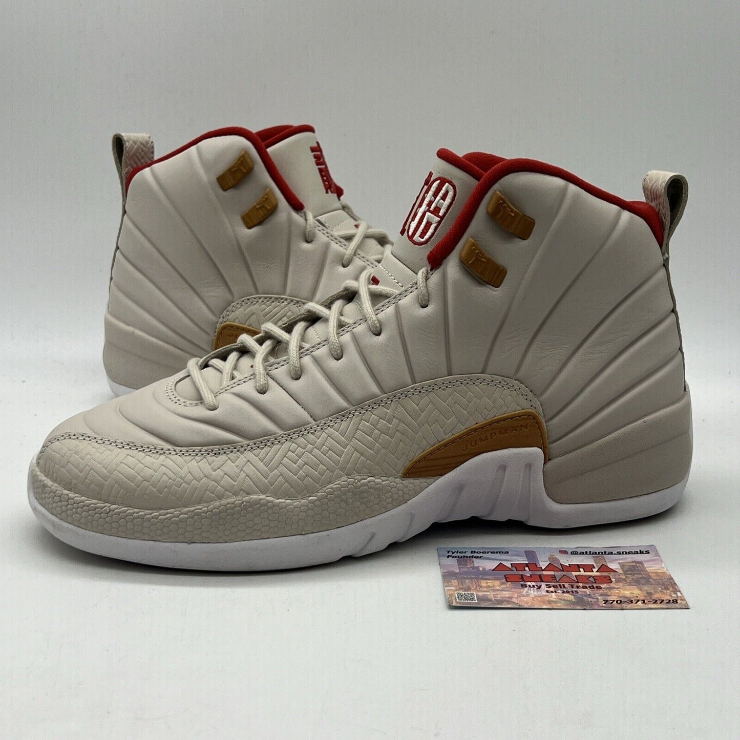 Air Jordan 12 Retro 'Chinese New Year' 881428-142 Size 8.5 Leather Used