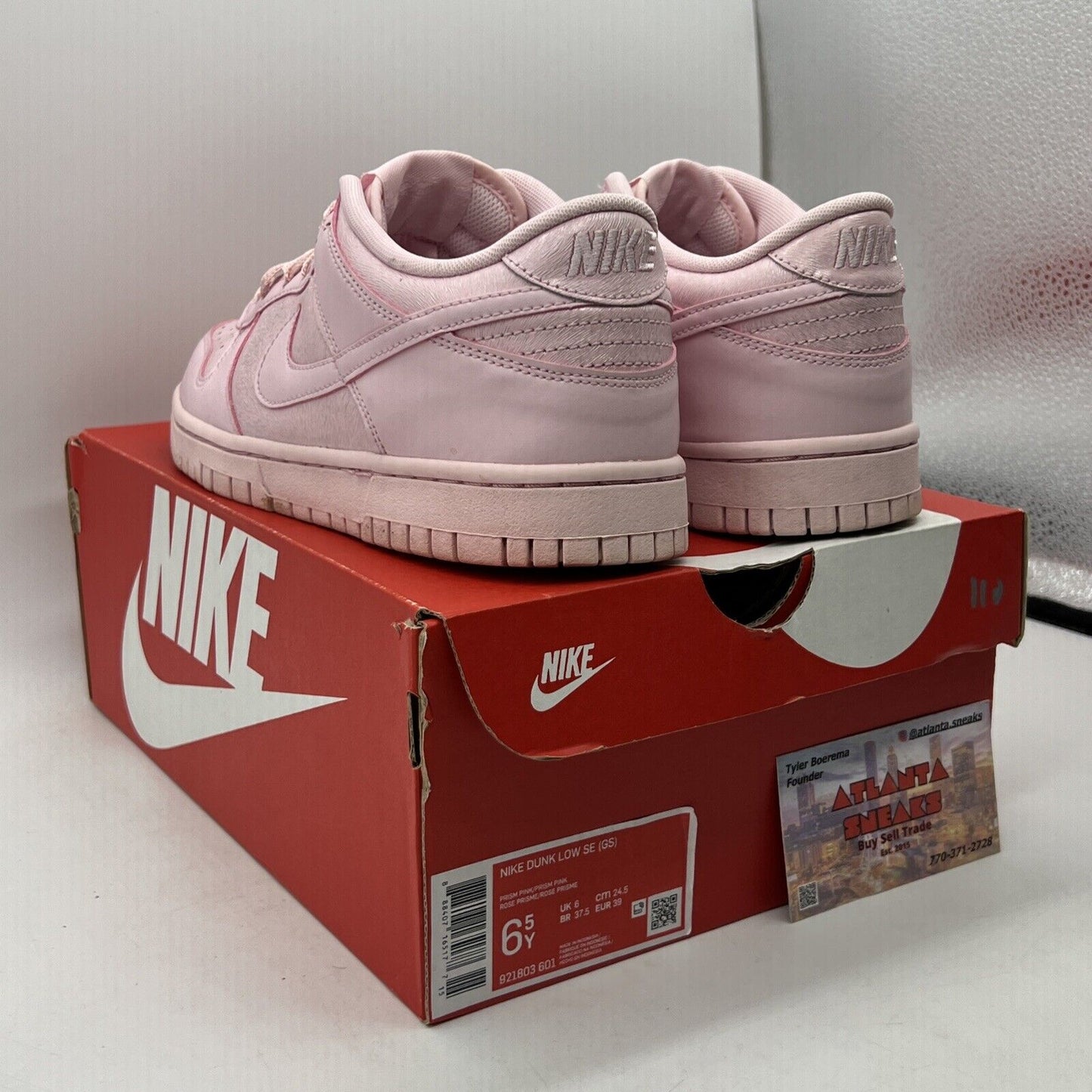 Nike Dunk Low Pink Size 6.5Y Pink Leather (921803-601)