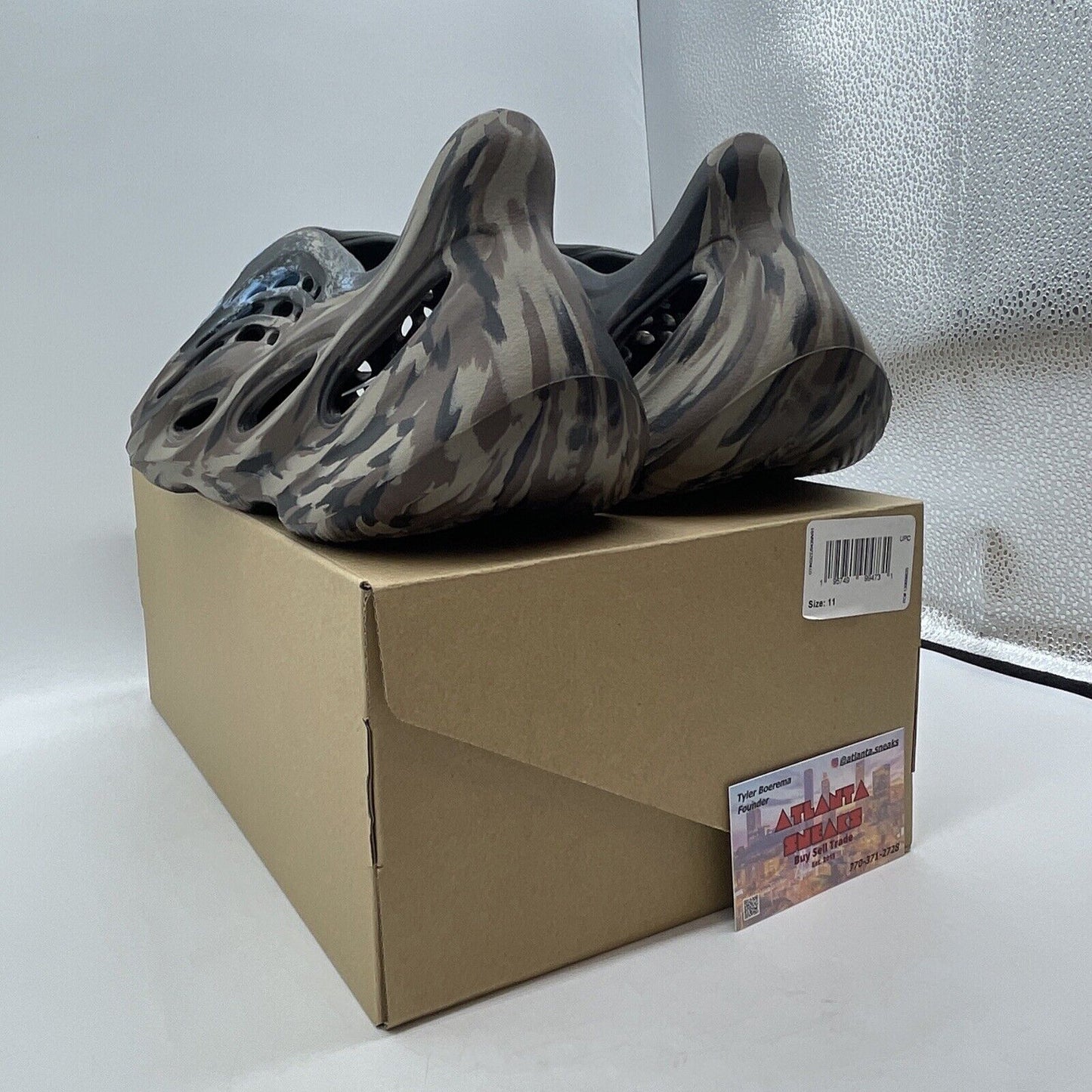 Size 11 - Adidas Yeezy Foam Runner MX Cinder Leather Black Blue Brown (ID4126)