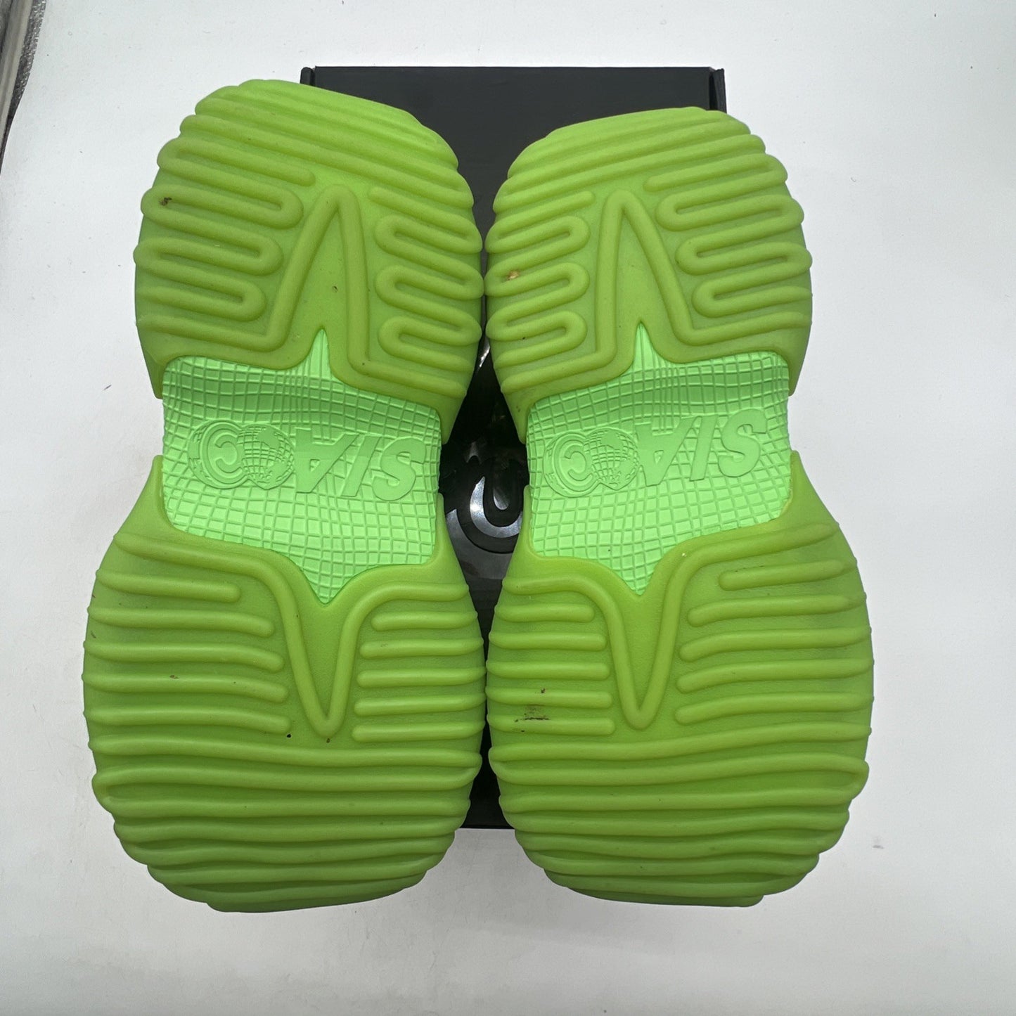Size 11 - SIA Collective Mens Vulture Foam Sneakers Grinch Green