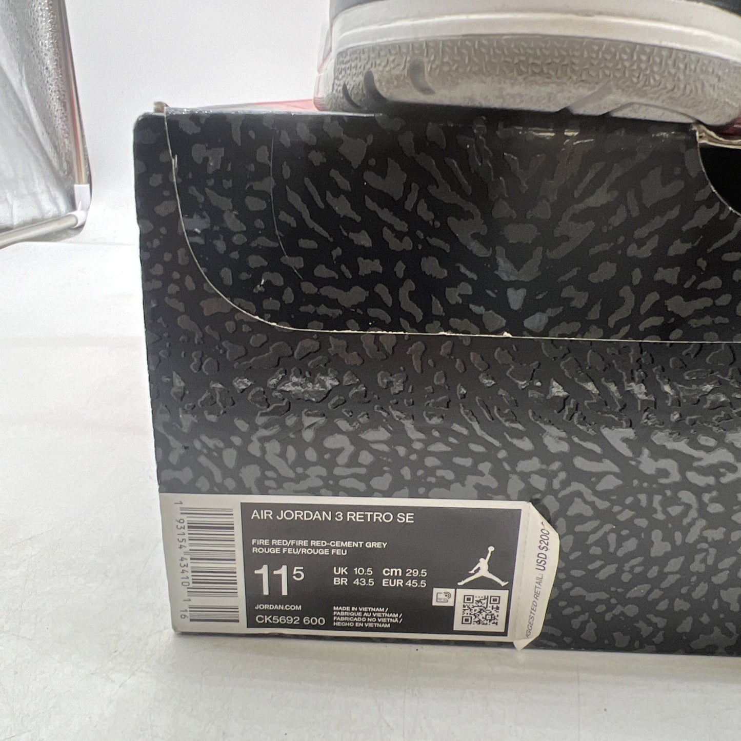 Size 11.5 - Air Jordan 3 Retro SE Mid Unite (CK5692-600)