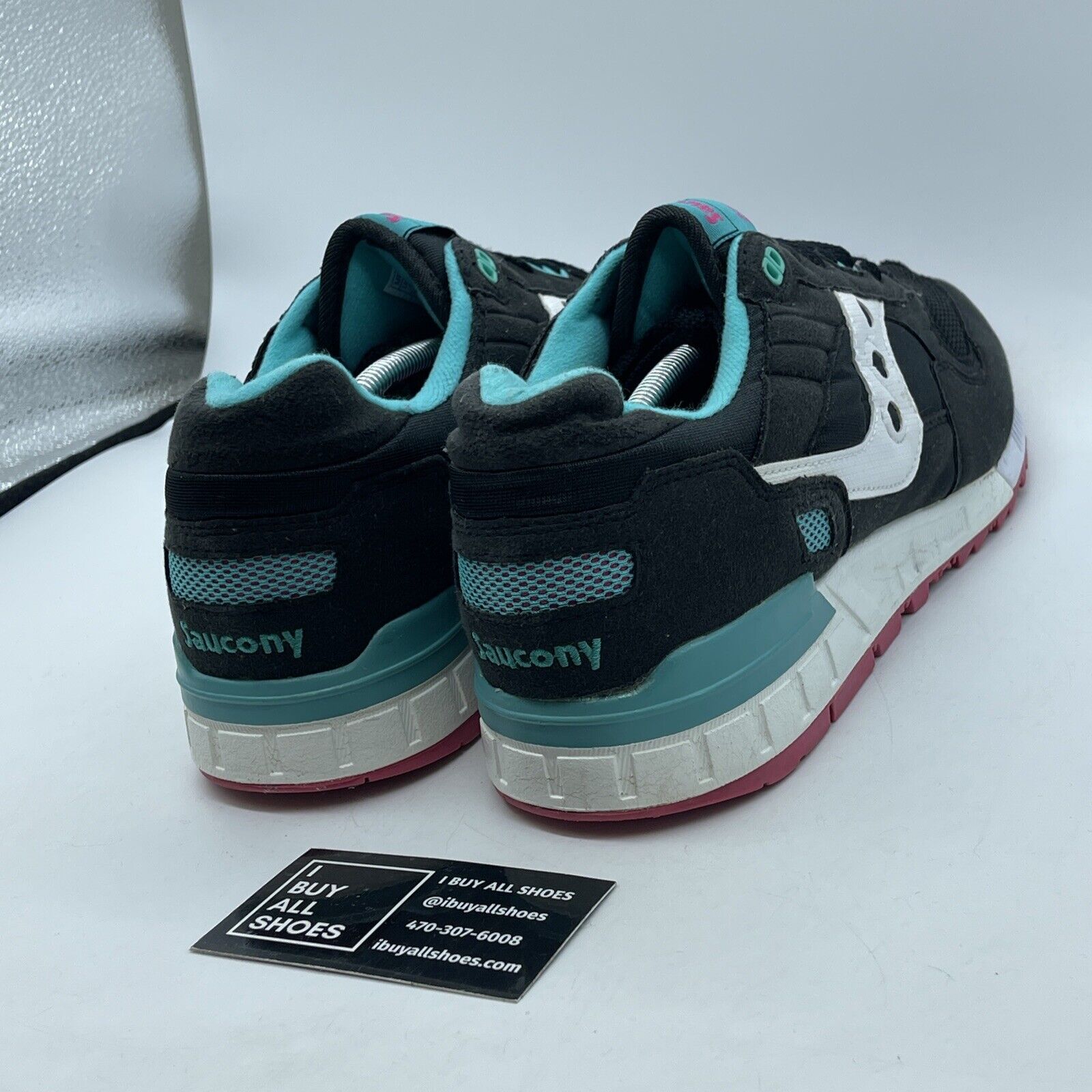 Size 13 -Saucony Big Girls Shadow 5000 Turquoise Black White Suede (1269048-100)