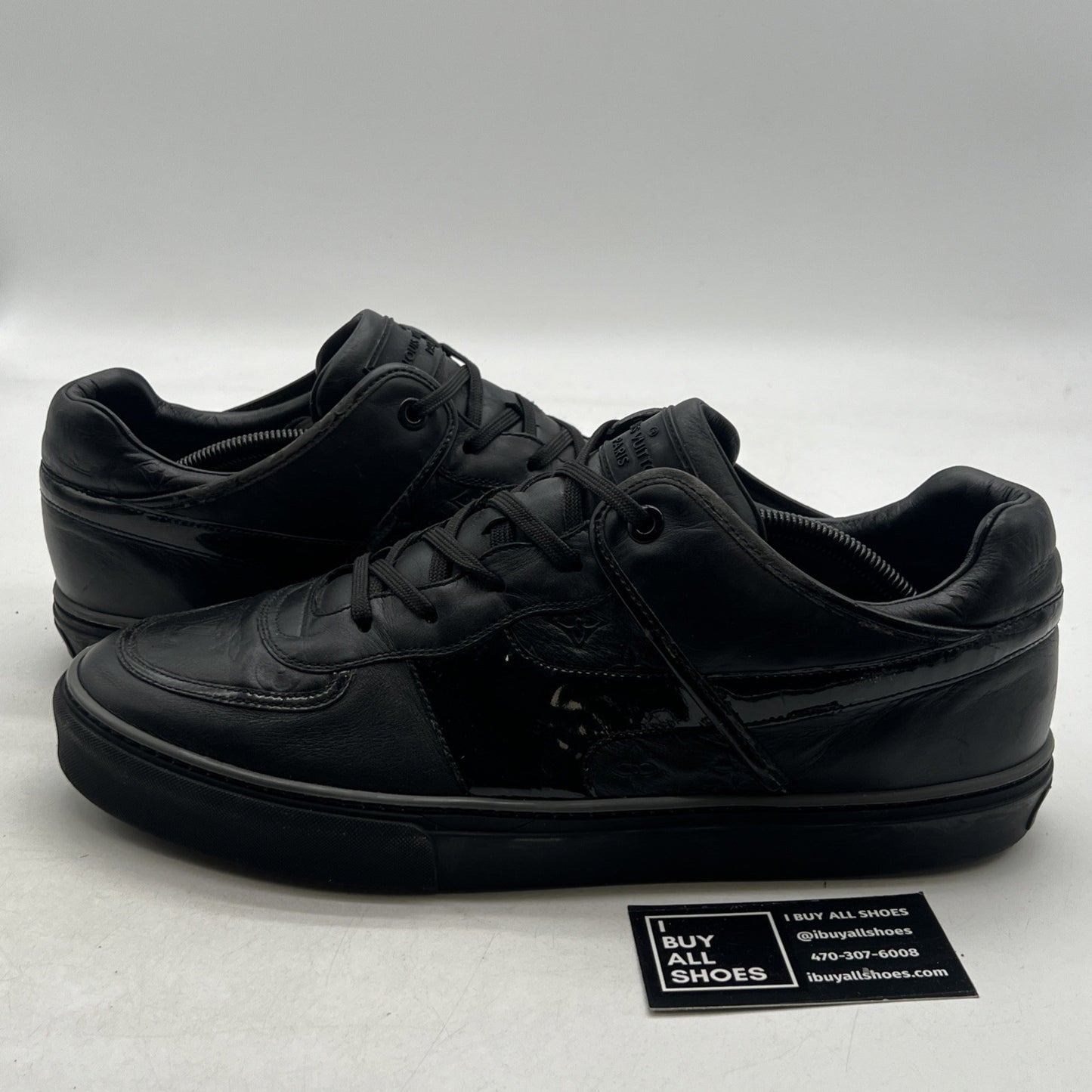 Size 11LV - LOUIS VUITTON MEN'S TOWER BLACK LEATHER LOW TOP "LV" IMPRINT
