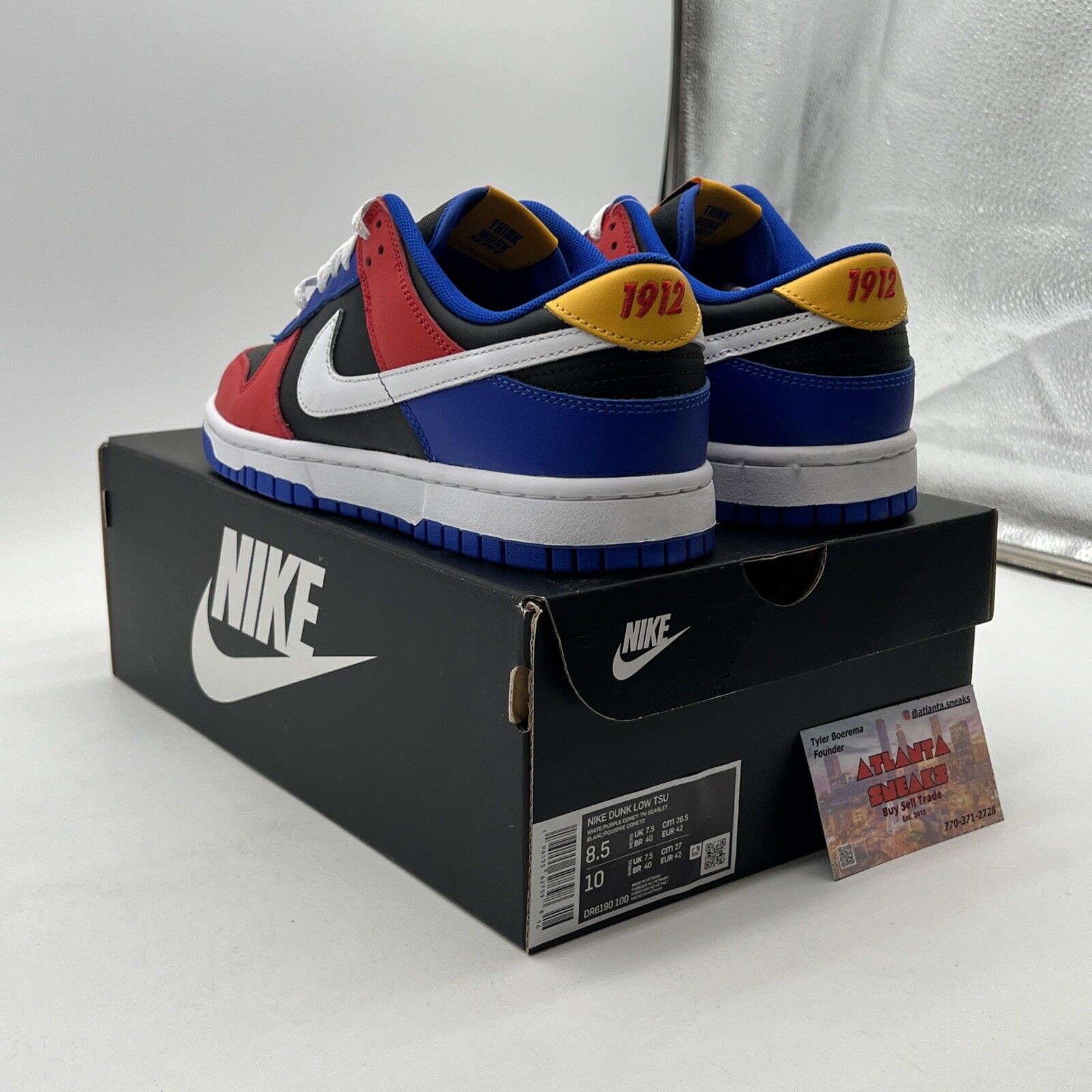 Size 8.5 - Nike Tennessee State University x Dunk Low Tigers (DR6190-100)