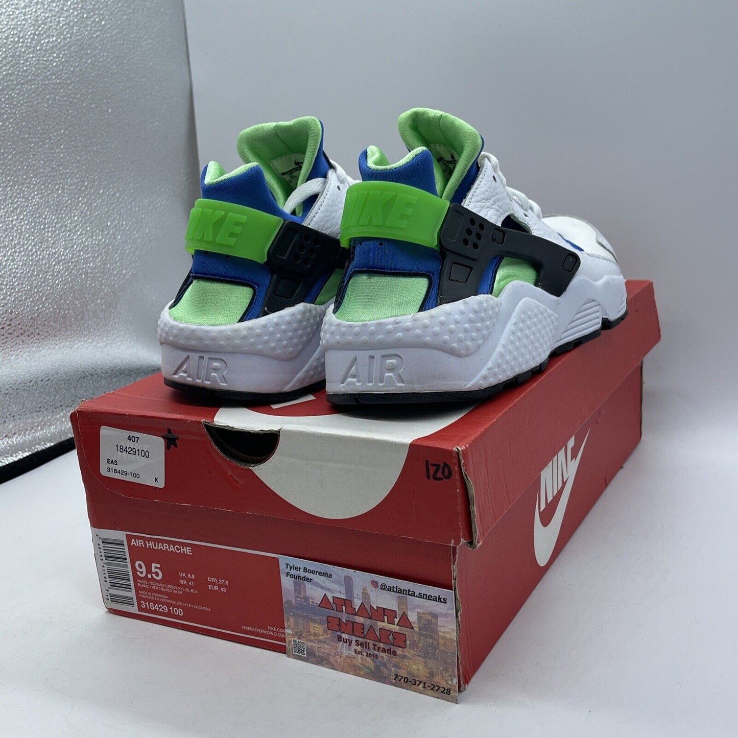 Size 9.5 - Nike Air Huarache Scream Green Blue White Suede Leather (318429-100)