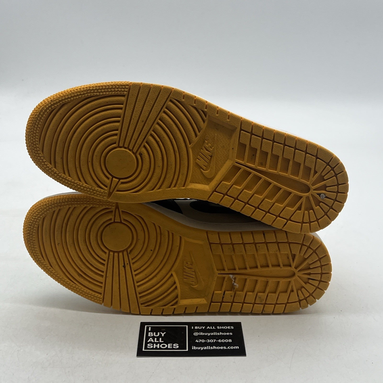 Size 7.5 - Air Jordan 1 Low University Gold (553558-127)