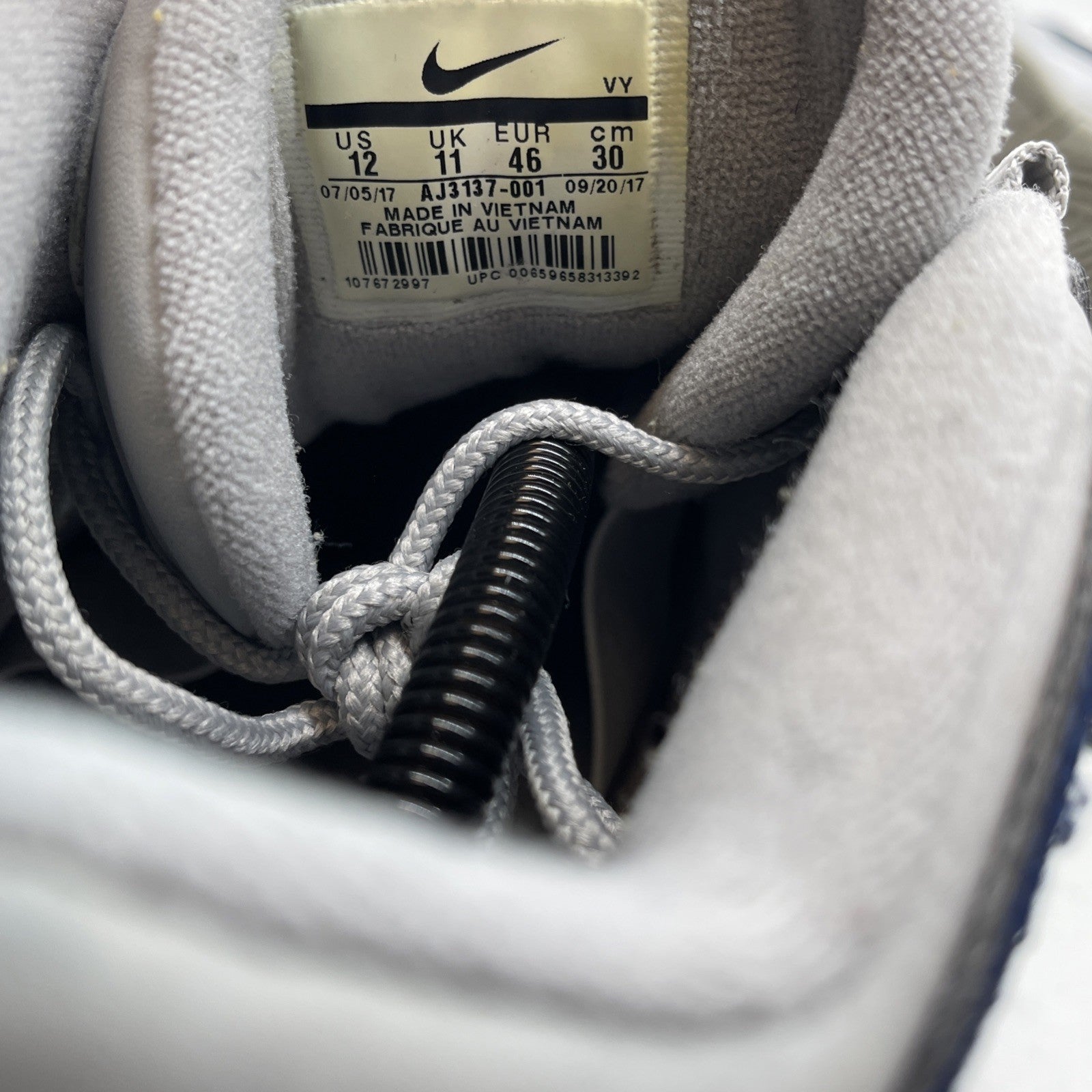 Size 12 - Nike Air More Uptempo QS NYC (AJ3137-001)