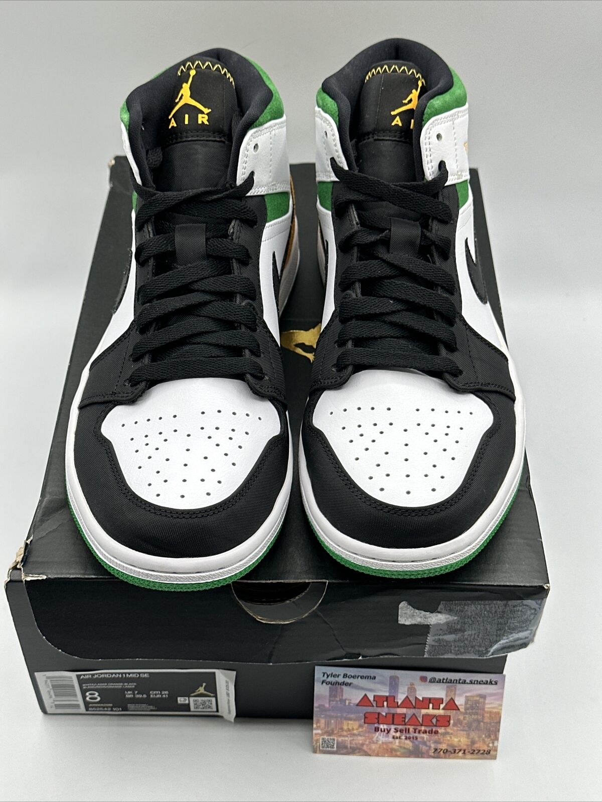 Size 8 - Jordan 1 Mid SE Oakland