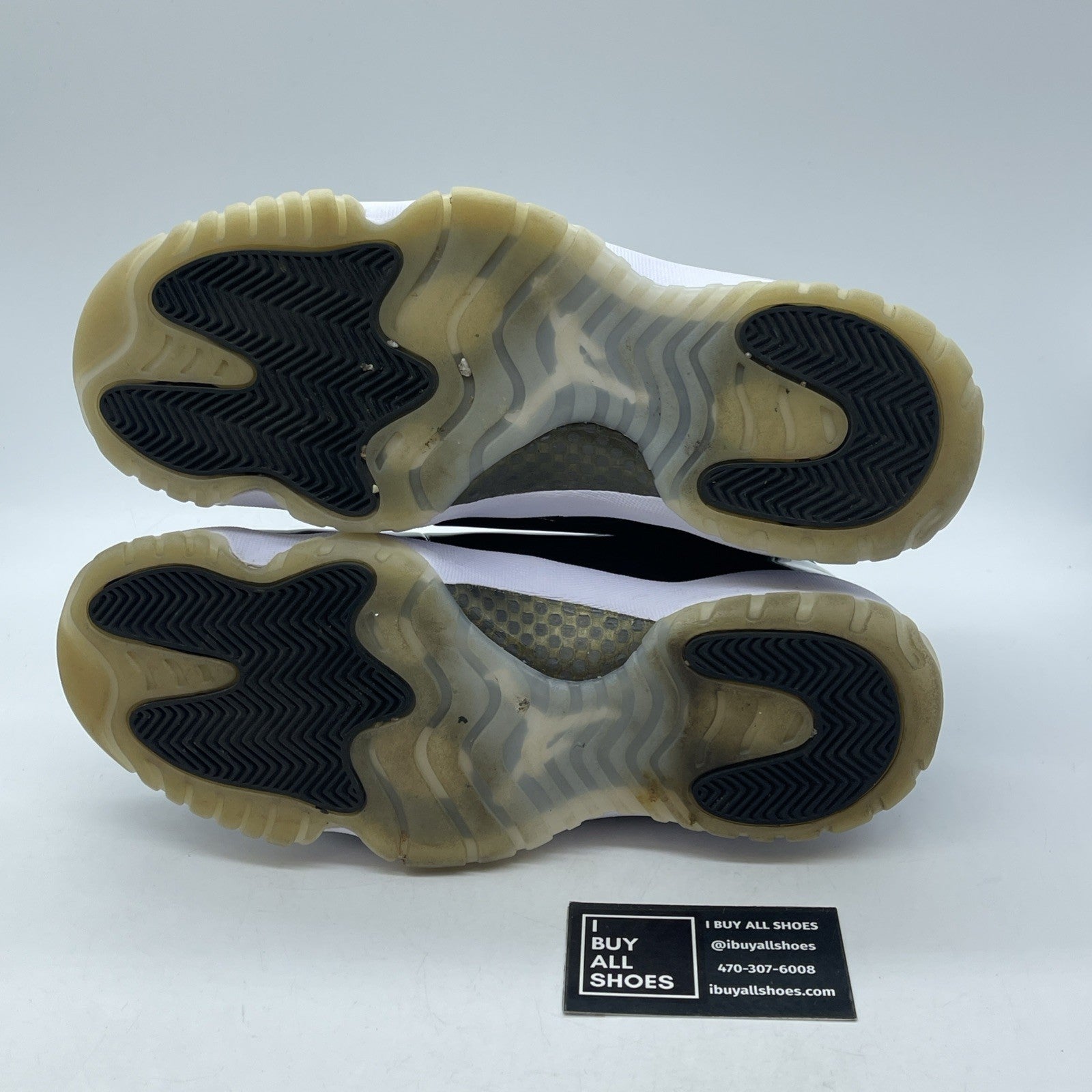 Size 10.5 - Air Jordan 11 Retro Mid Gratitude Defining Moments (CT8012-170)