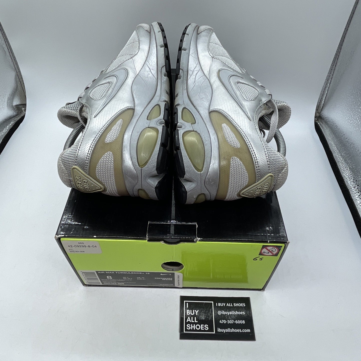 Size 8 - Nike Air max  Gray Suede Leather (395763-008)