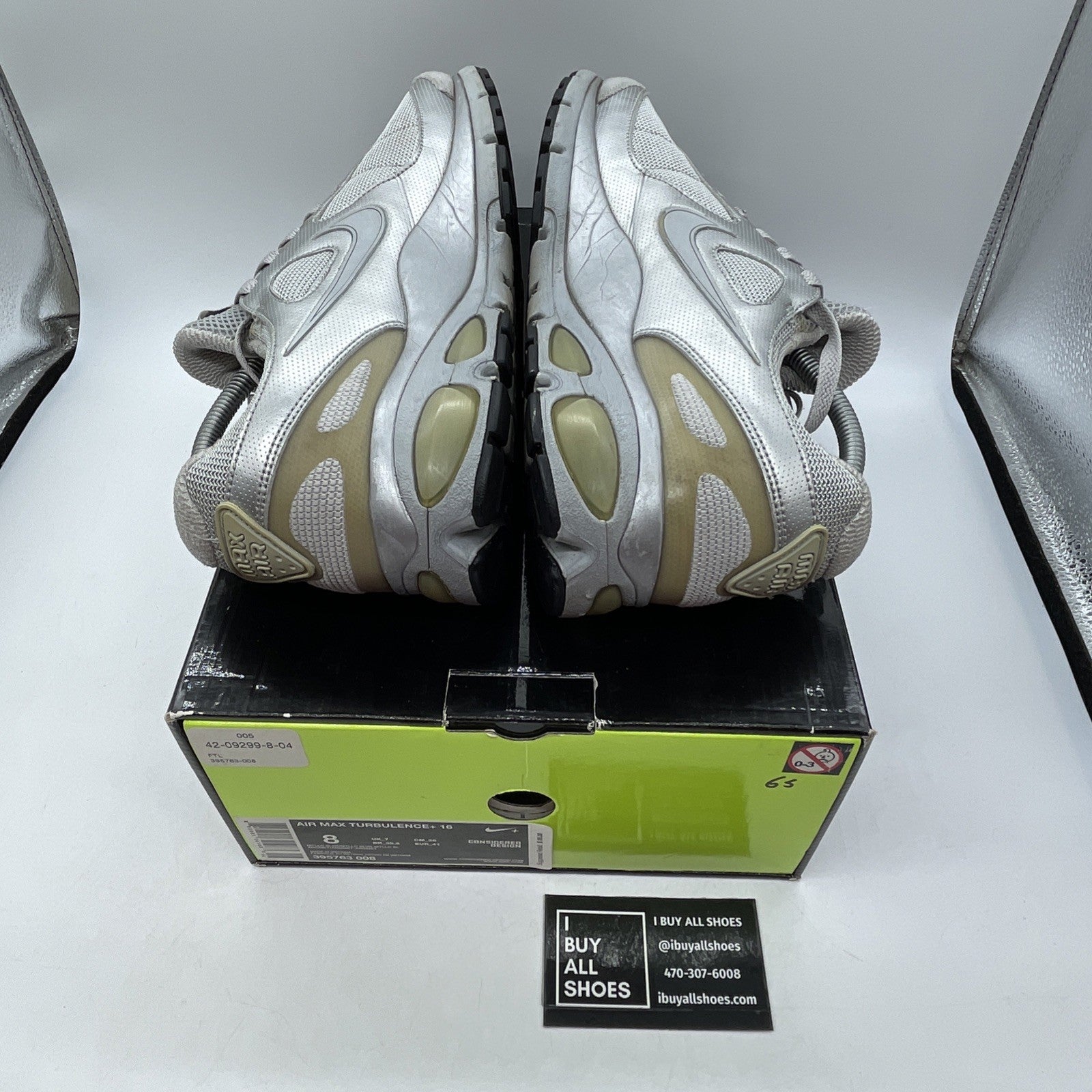 Size 8 - Nike Air max  Gray Suede Leather (395763-008)