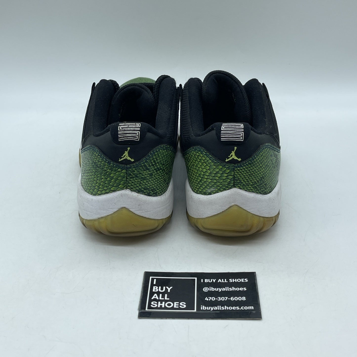 Size 8 - Air Jordan 11 Retro Low Snake (528895-033)