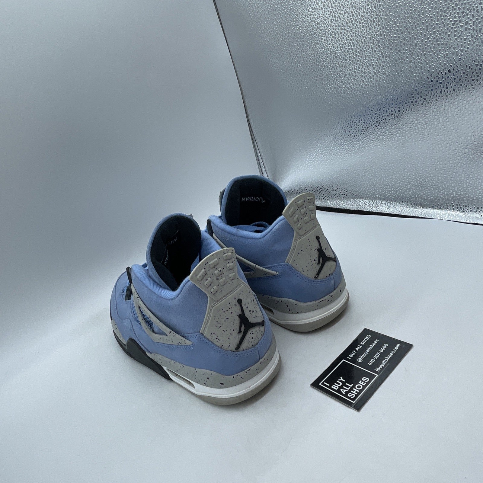 Size 10.5 - Air Jordan 4 Retro Mid University Blue (CT8527-400)