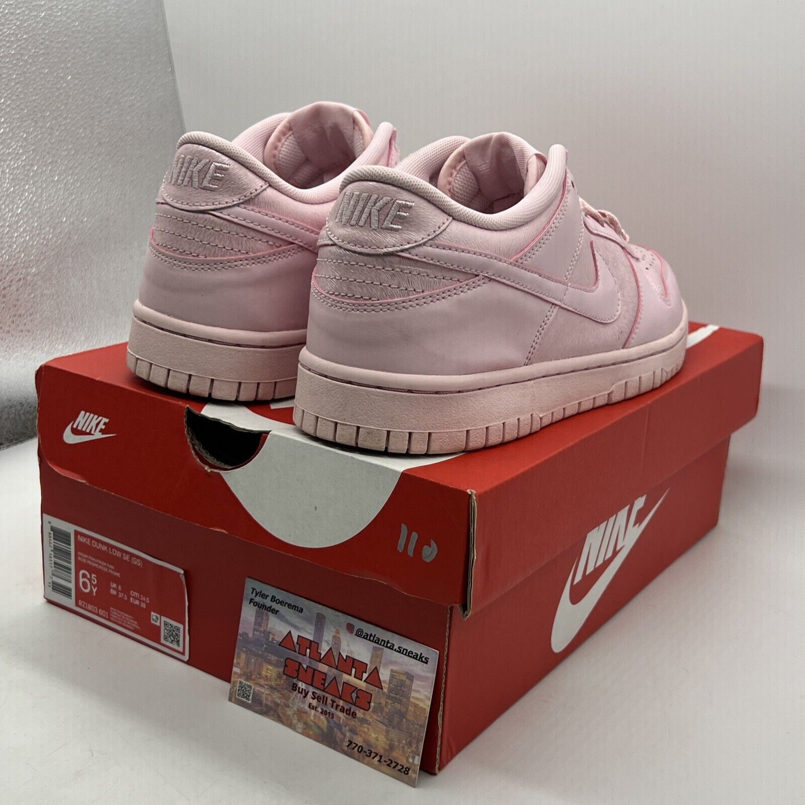 Nike Dunk Low Pink Size 6.5Y Pink Leather (921803-601)