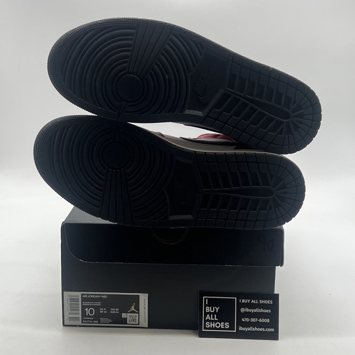 Size 10 - Air Jordan 1 Mid Chicago Black Toe 2020 (554724-069)