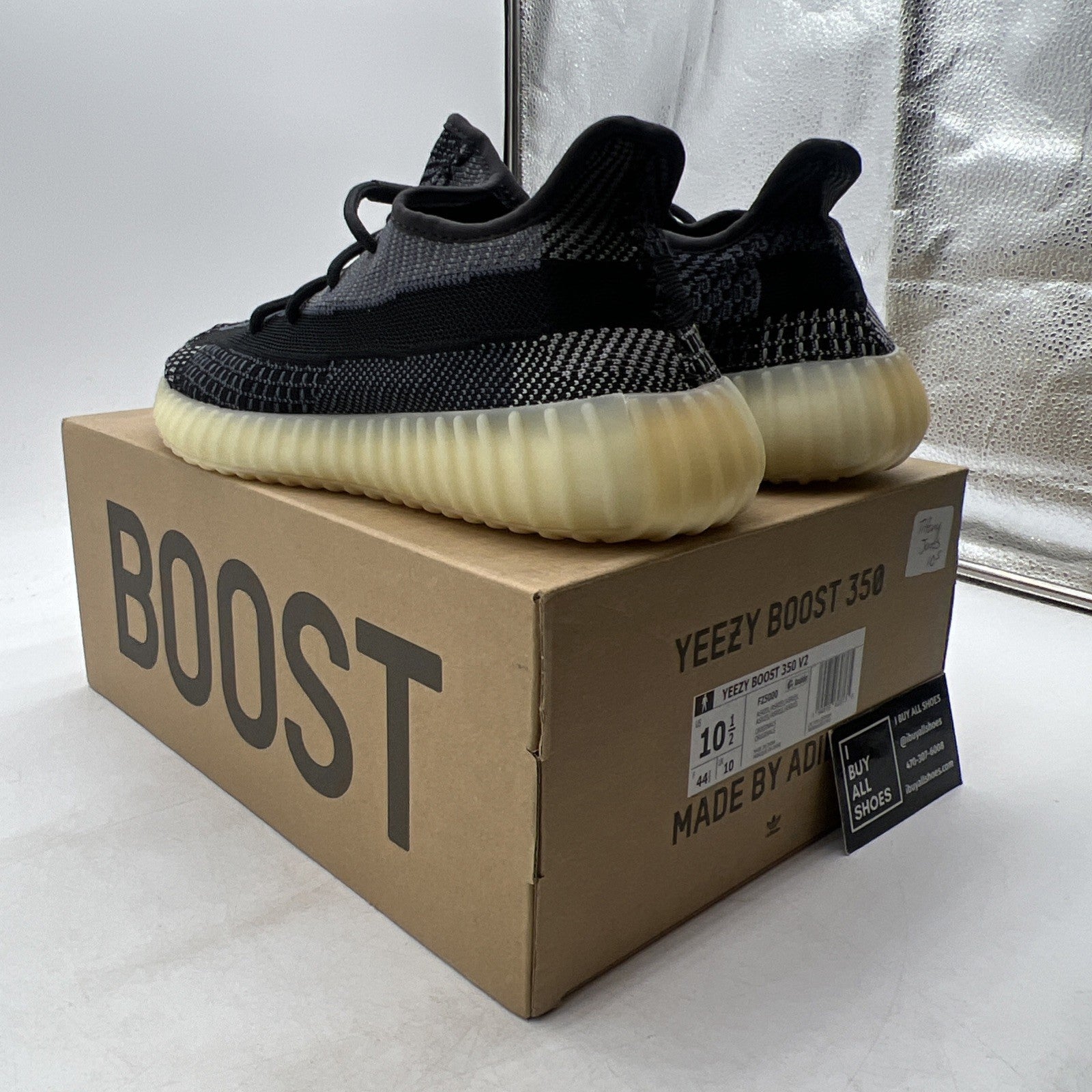 Size 10.5 - adidas Yeezy Boost 350 V2 Low Carbon (FZ5000)