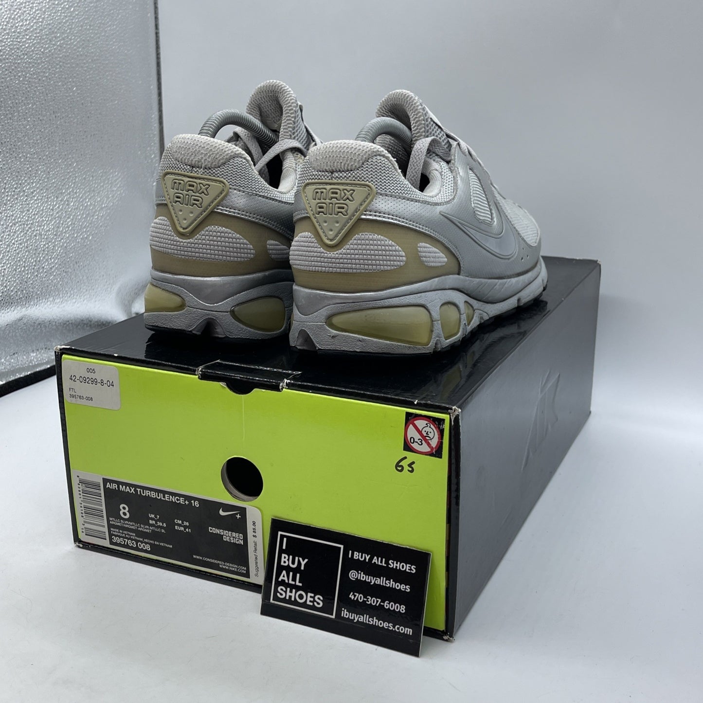 Size 8 - Nike Air max  Gray Suede Leather (395763-008)