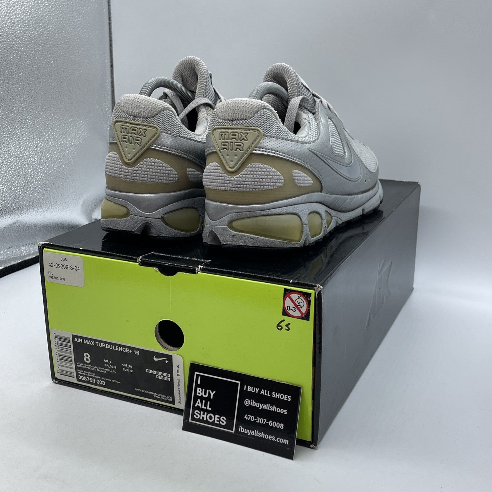 Size 8 - Nike Air max  Gray Suede Leather (395763-008)