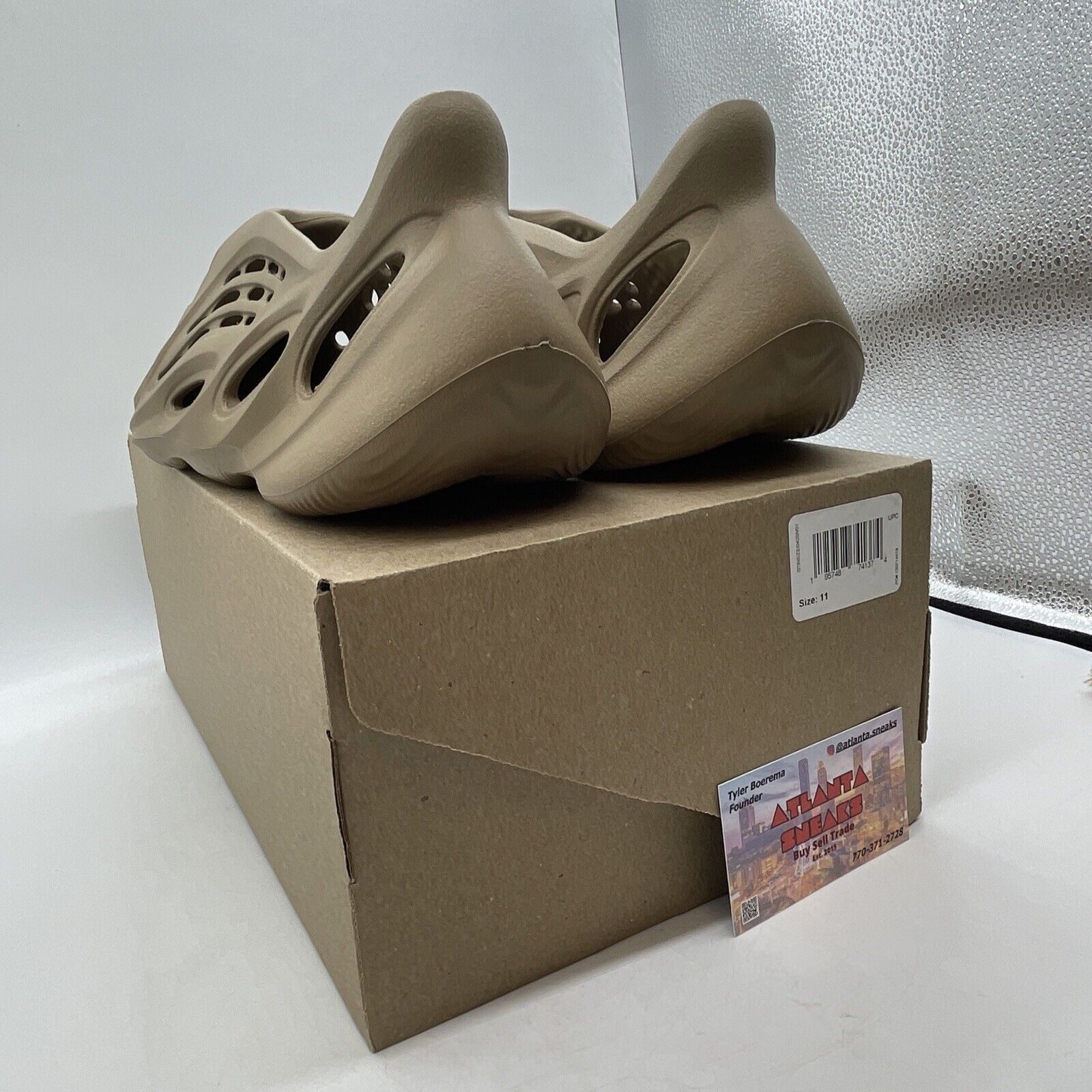 Size 11 - adidas Yeezy Foam RNNR Ochre Brown Leather (GV6842)