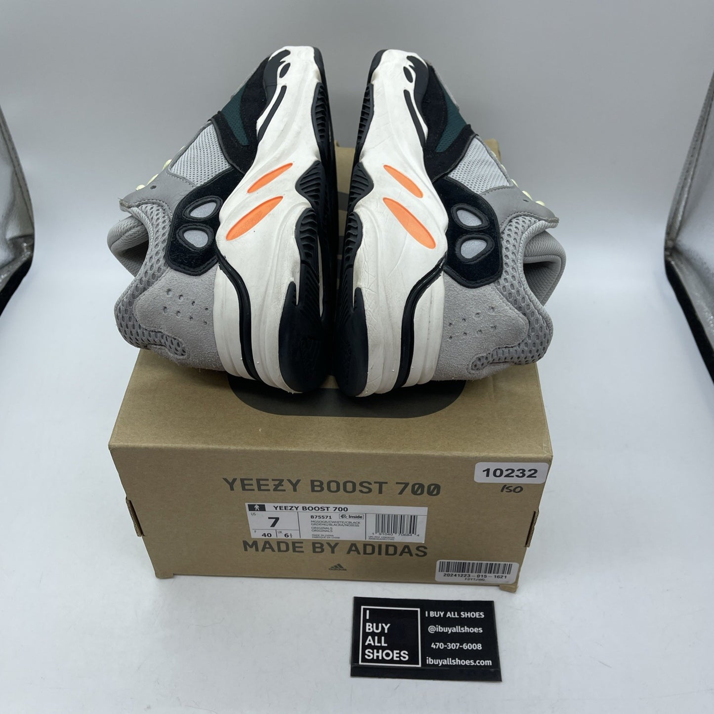 Size 7 - adidas Yeezy Boost 700 Low Wave Runner Suede Leather (B75571)