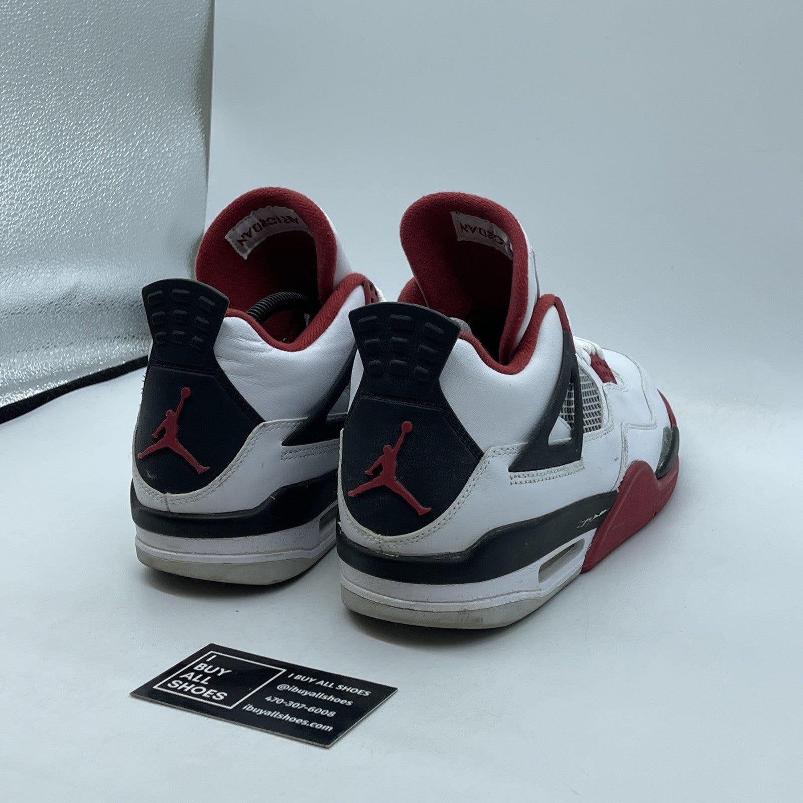 Size 9.5 - Jordan 4 Retro Fire Red White Black Leather (308497-110)