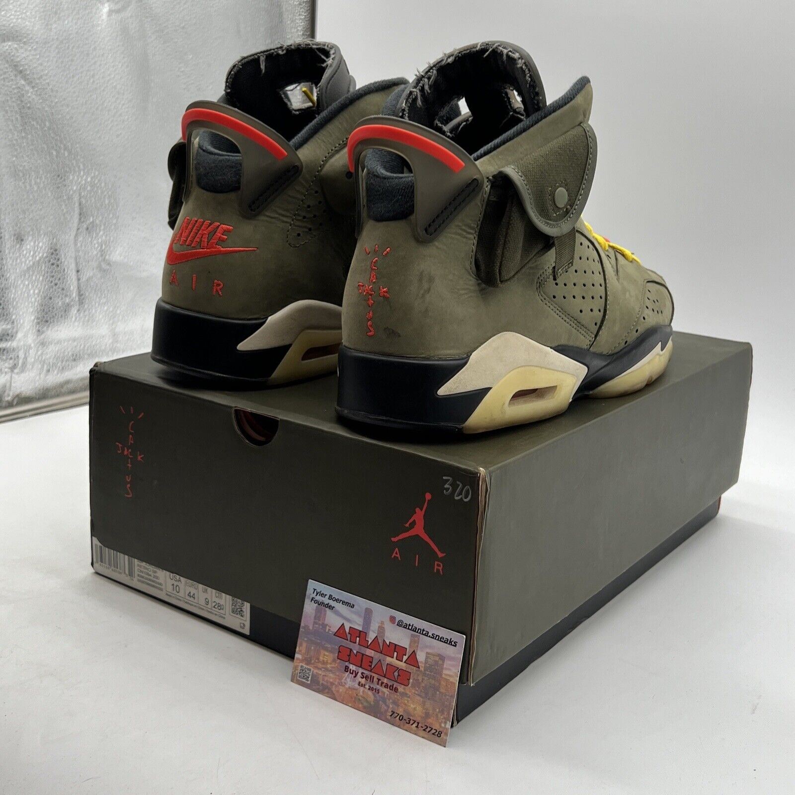 Size 10 - Jordan 6 Retro x Travis Scott Mid Olive (CN1084-200)